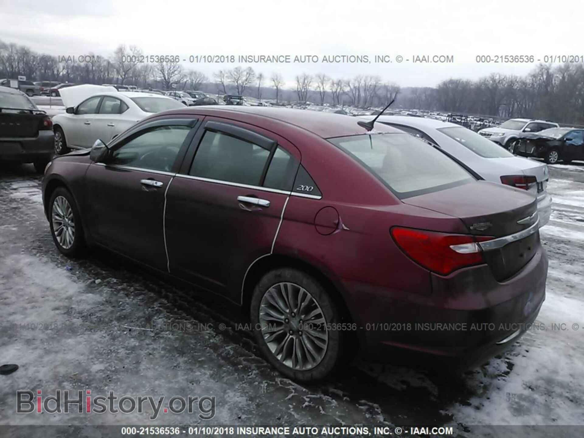 2011 Chrysler 200 - VIN: 1C3BC2FB0BN594250 - Фото 3