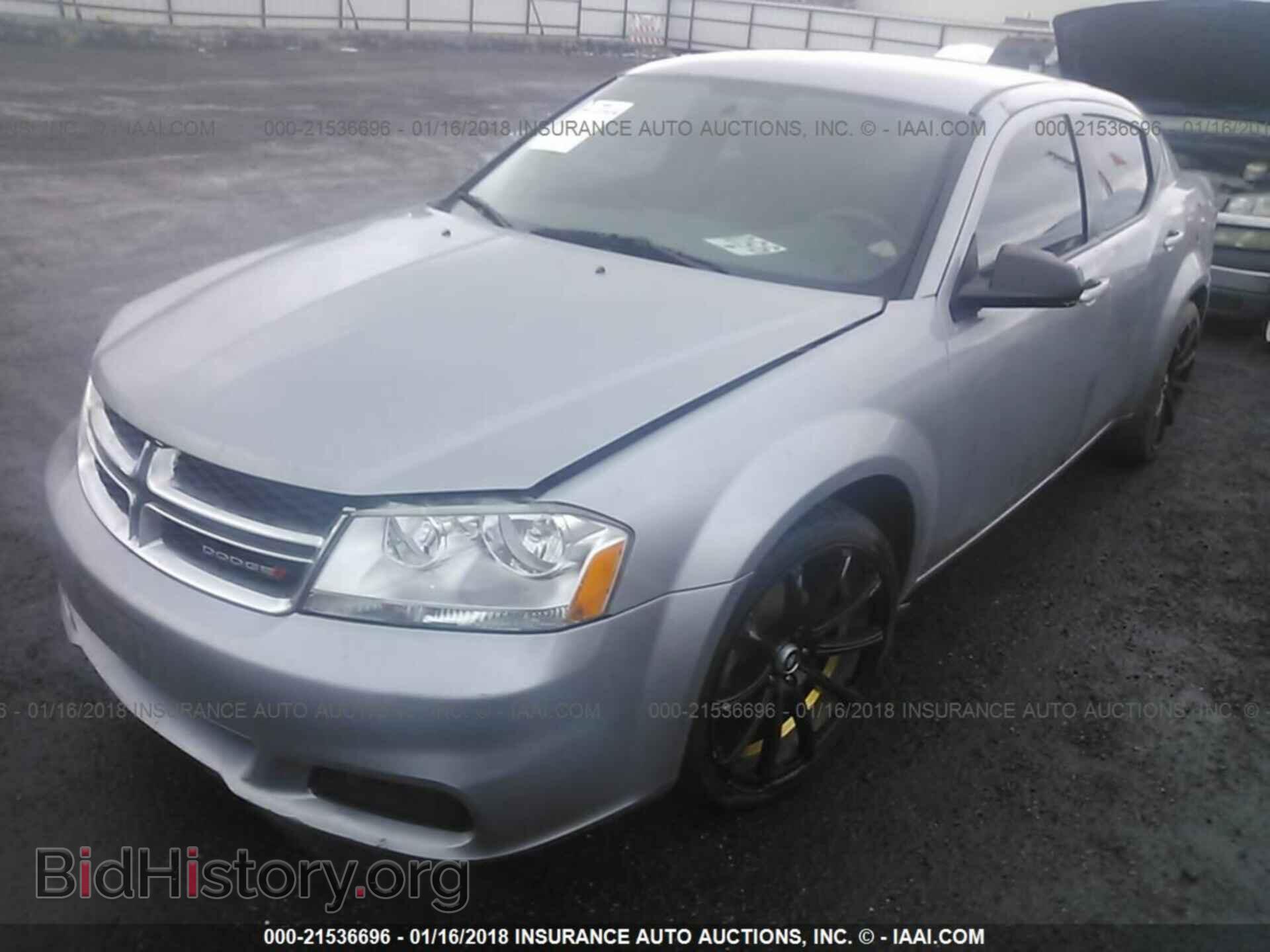 2014 Dodge Avenger - VIN: 1C3CDZAB4EN196061 - Фото 2