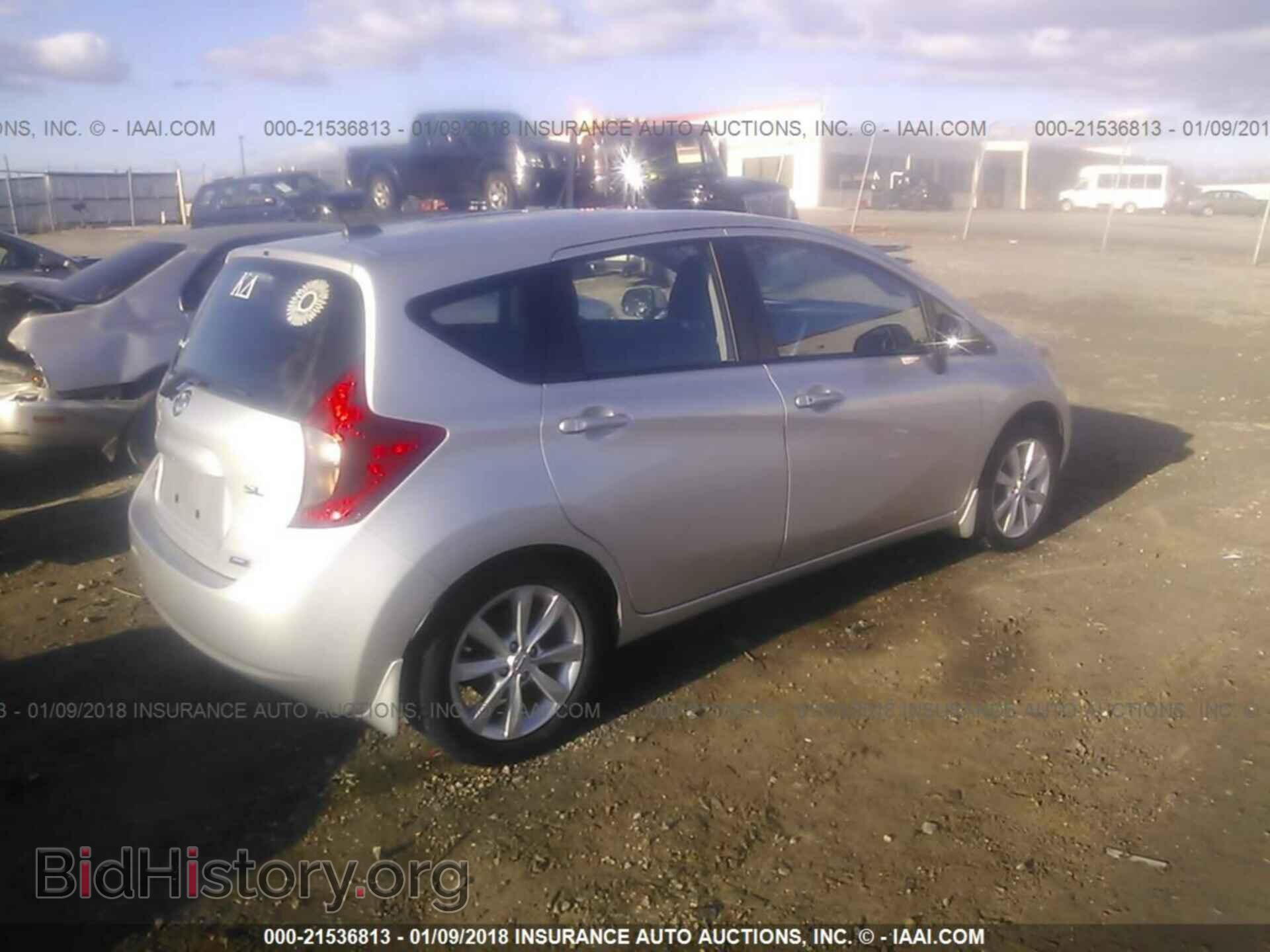 2014 Nissan Versa note - VIN: 3N1CE2CP2EL417443 - Photo 4