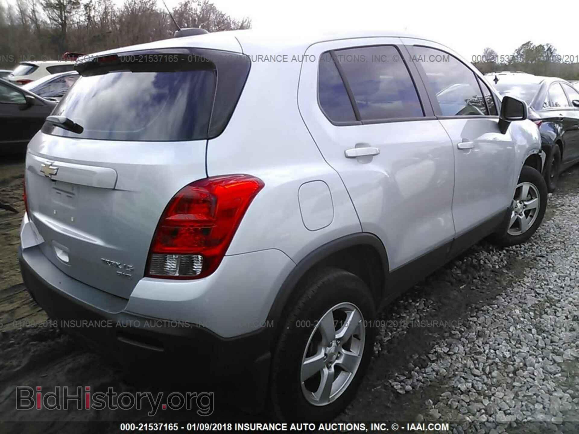 2015 Chevrolet Trax - VIN: 3GNCJPSB1FL204360 - Фото 4