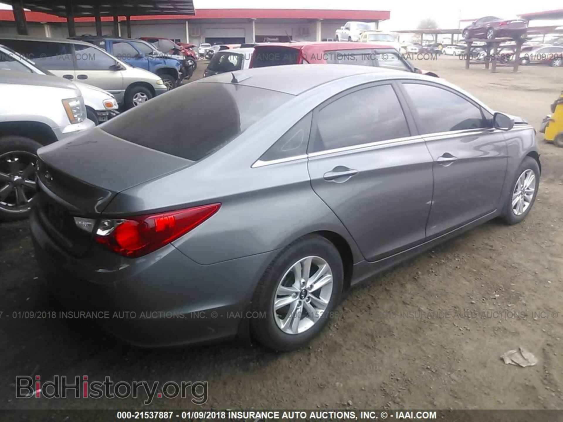 2012 Hyundai Sonata - VIN: 5NPEB4AC0CH312763 - Фото 4