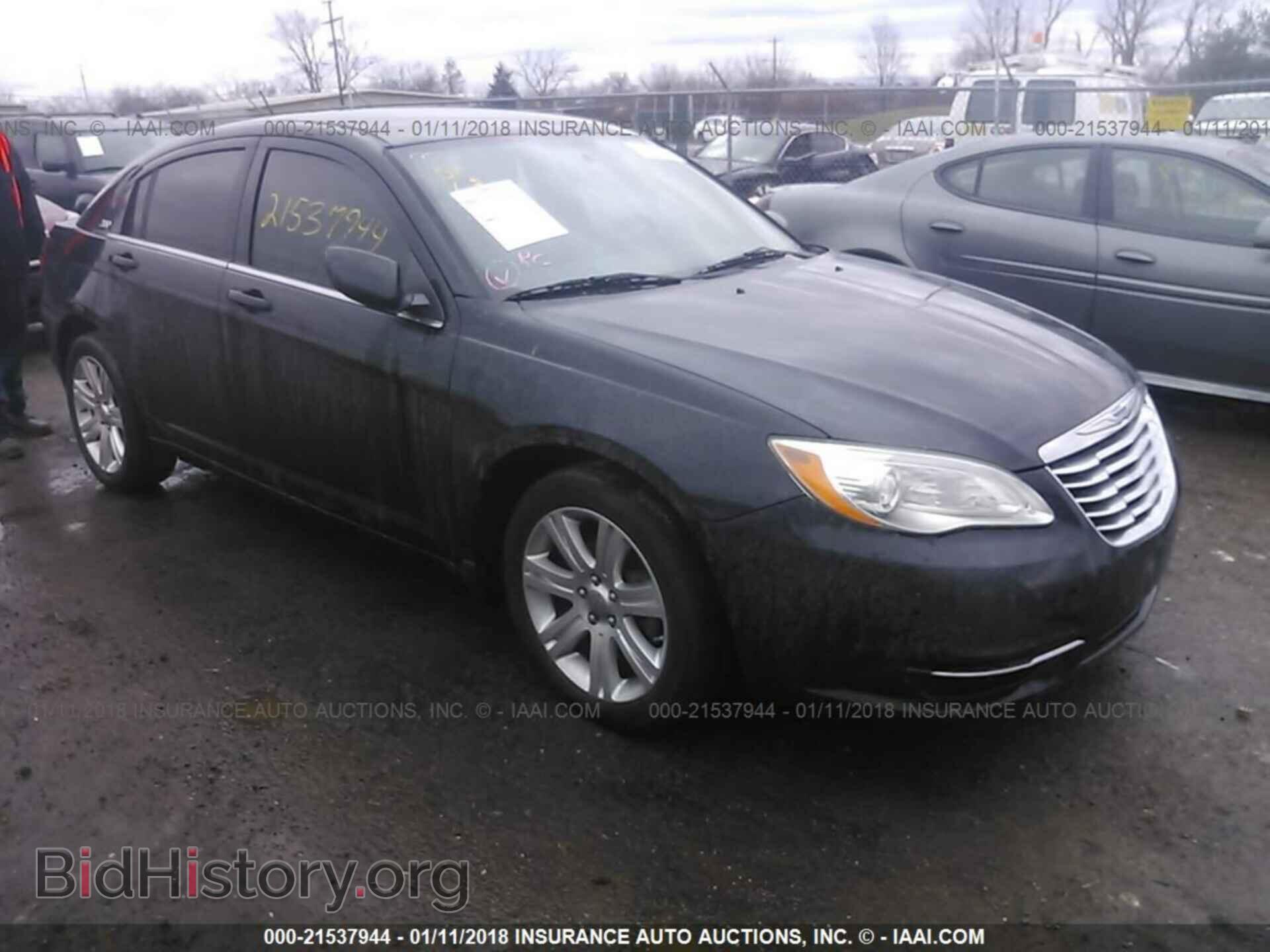 Photo 1C3BC1FB5BN607150 - Chrysler 200 2011