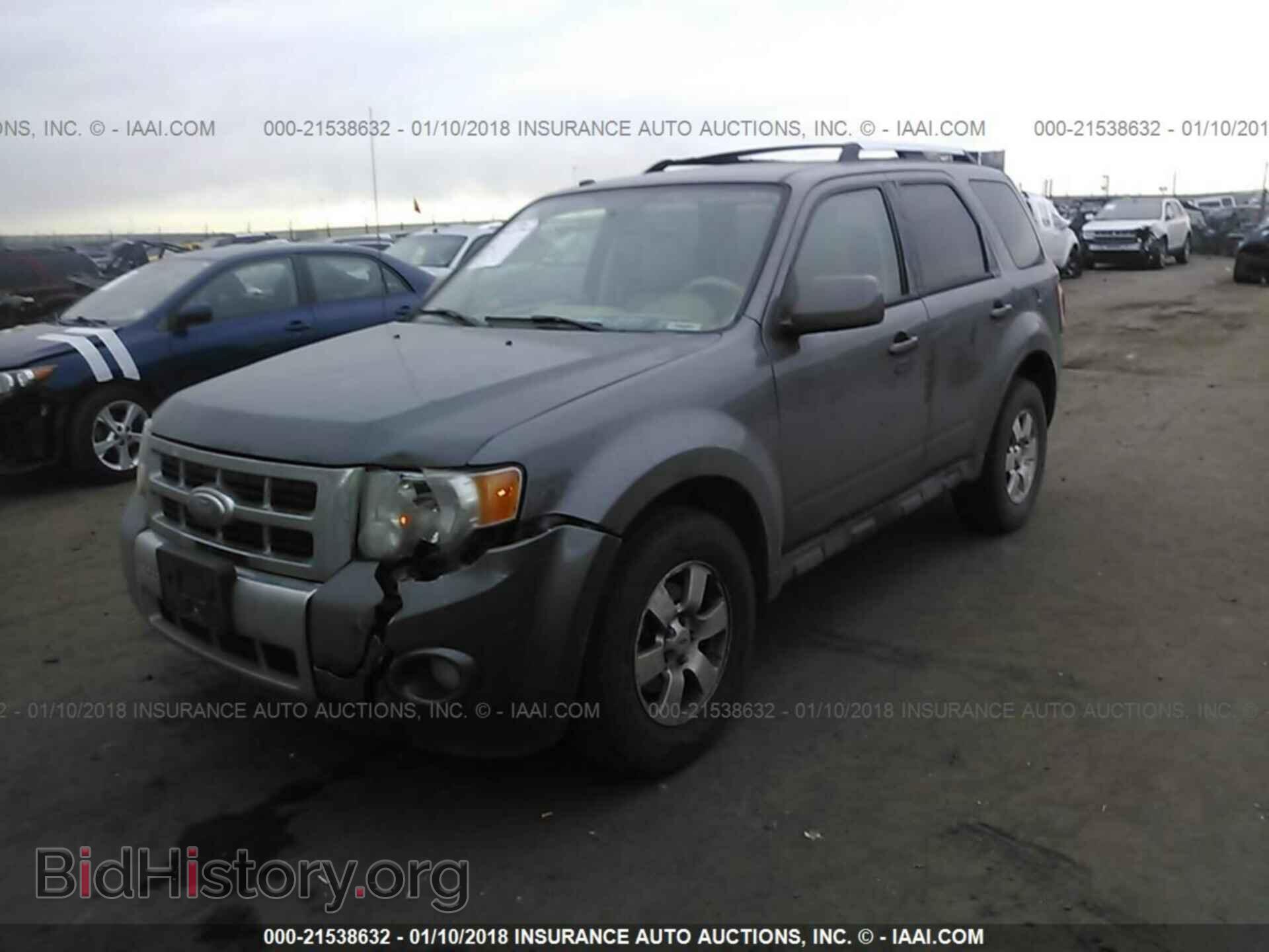2012 Ford Escape - VIN: 1FMCU9E71CKB07140 - Photo 2