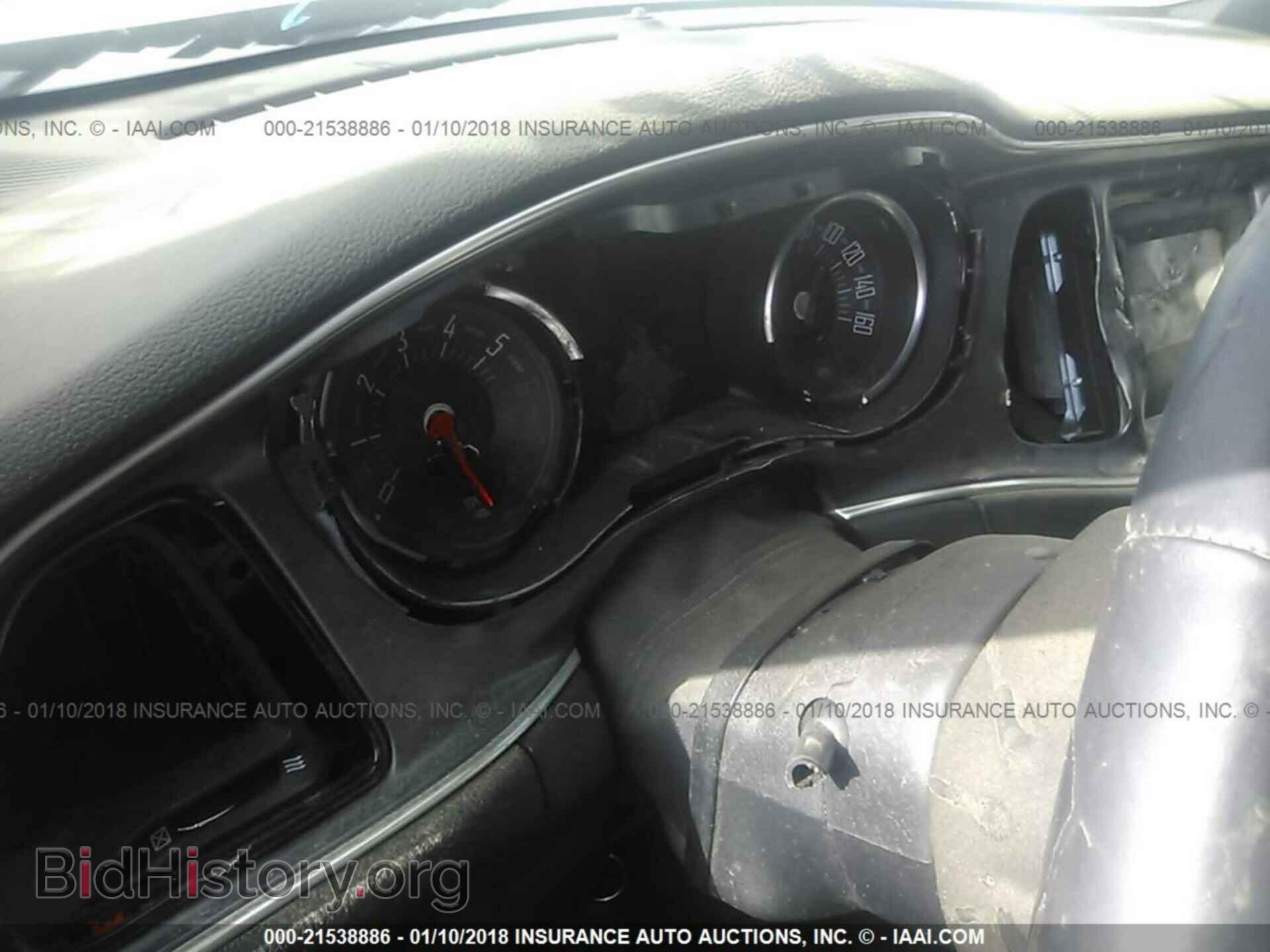 2015 Dodge Challenger - VIN: 2C3CDZAT3FH912094 - Фото 7
