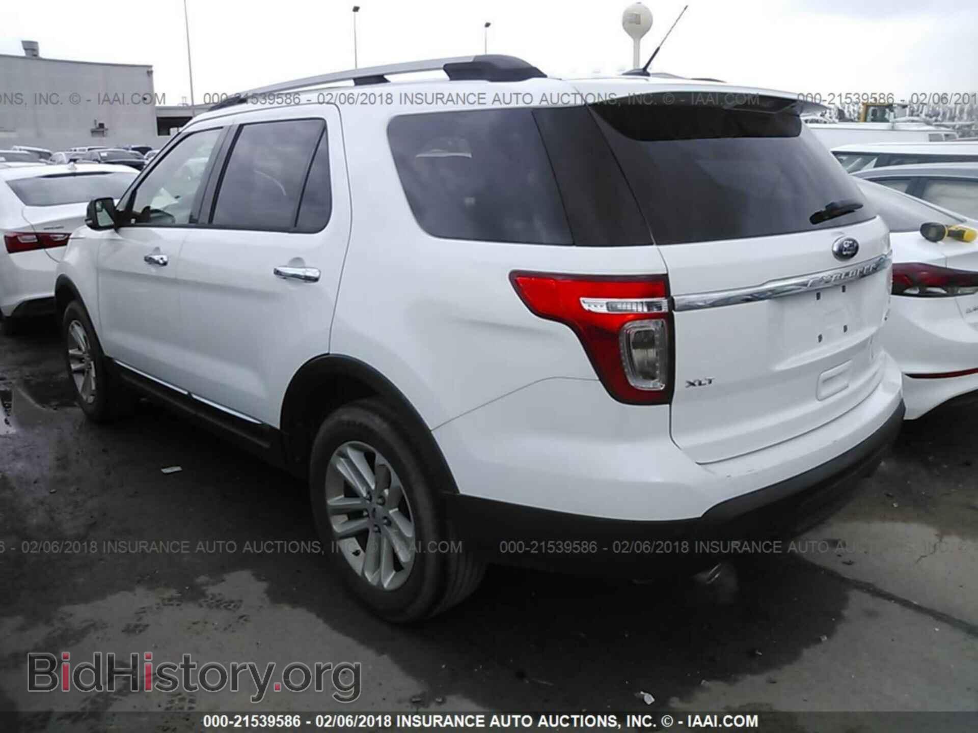 2013 Ford Explorer - VIN: 1FM5K7D87DGA51318 - Фото 3