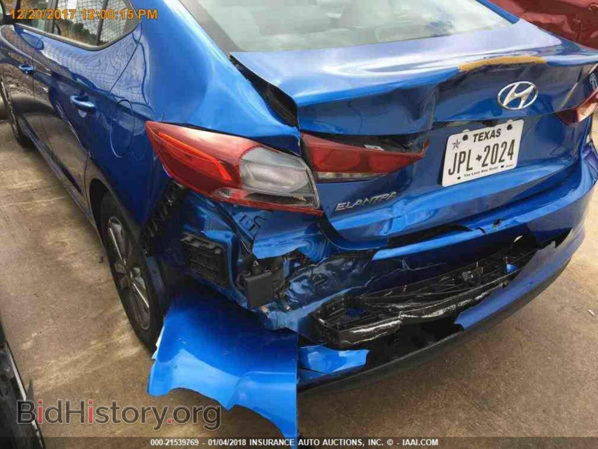 2017 Nissan Versa note - VIN: 3N1CE2CP8HL363733 - Photo 12