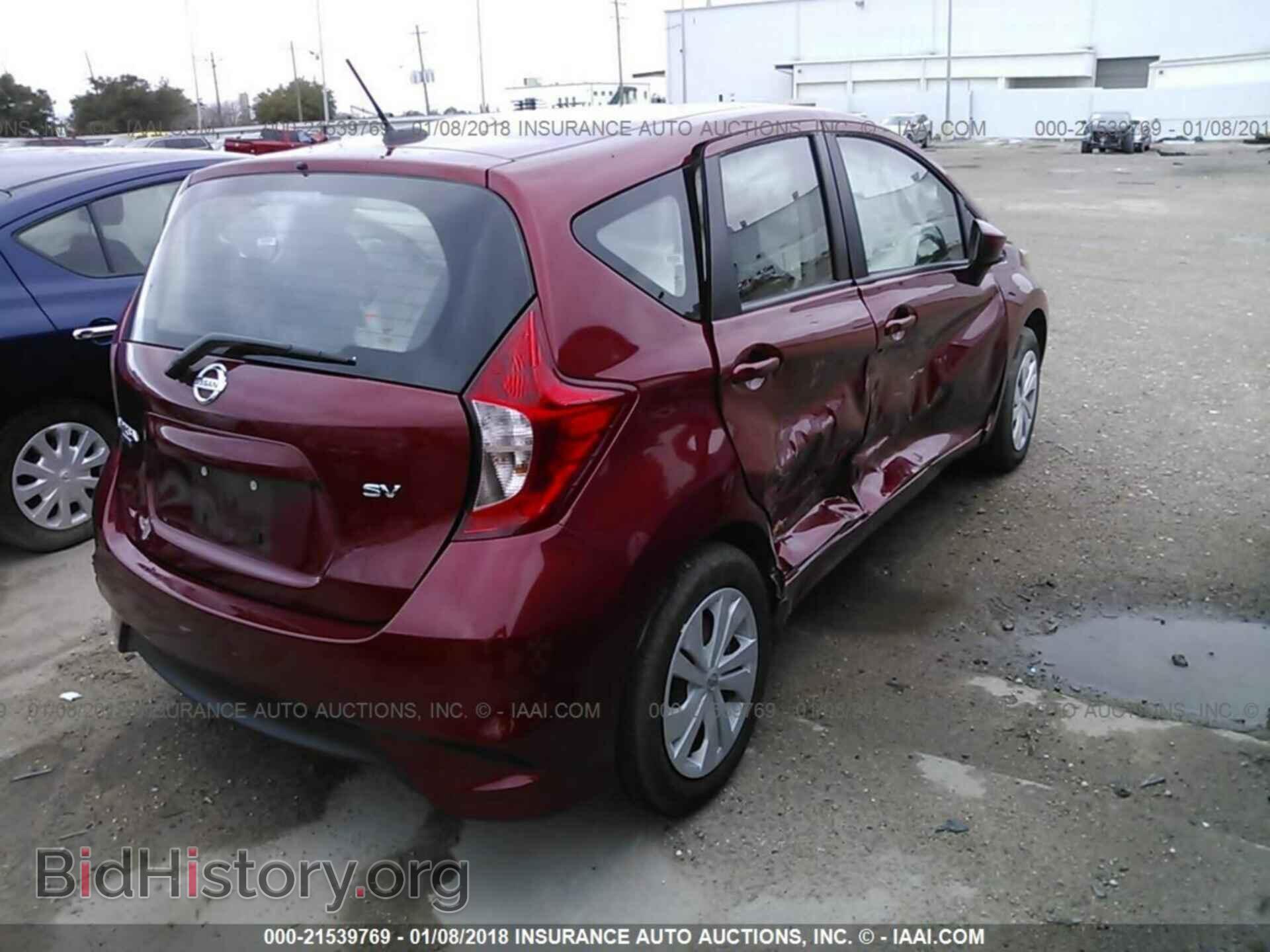 2017 Nissan Versa note - VIN: 3N1CE2CP8HL363733 - Photo 4