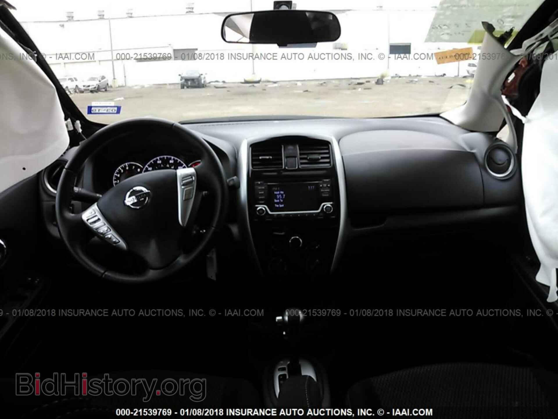 2017 Nissan Versa note - VIN: 3N1CE2CP8HL363733 - Photo 5