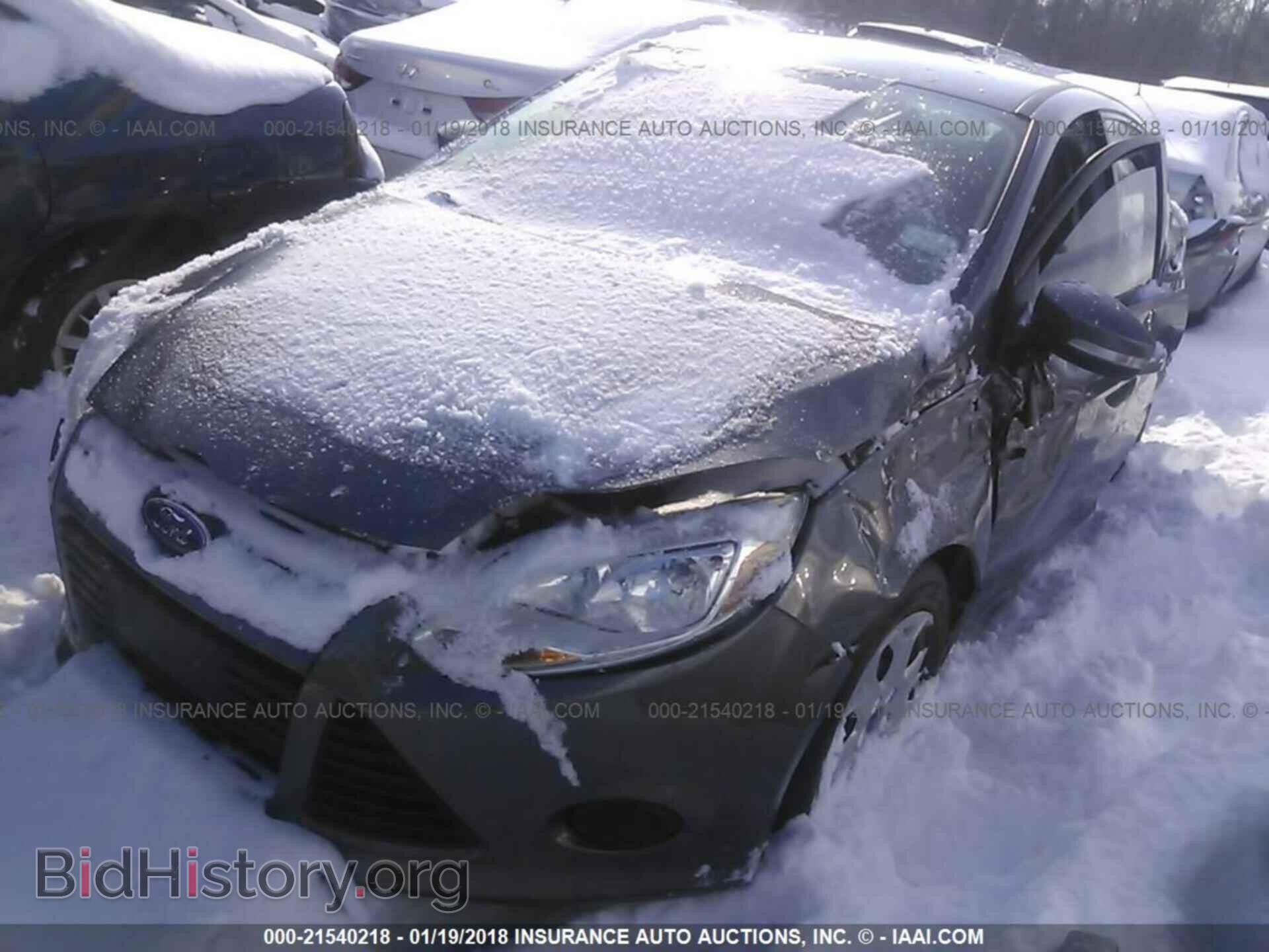2014 Ford Focus - VIN: 1FADP3K21EL314880 - Photo 2