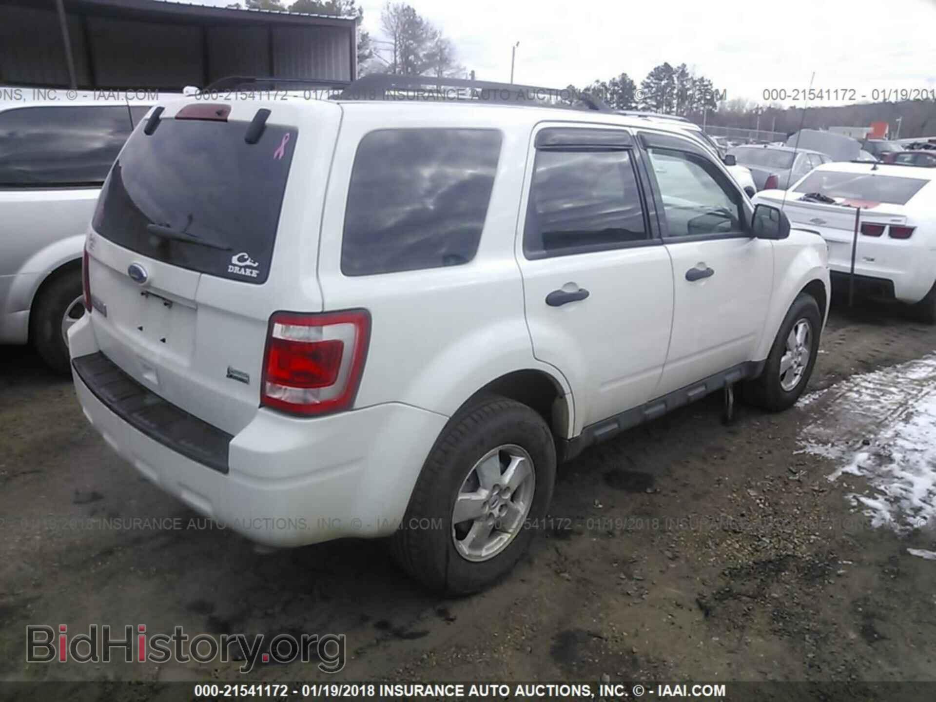 2011 Ford Escape - VIN: 1FMCU0DG7BKA19608 - Фото 4