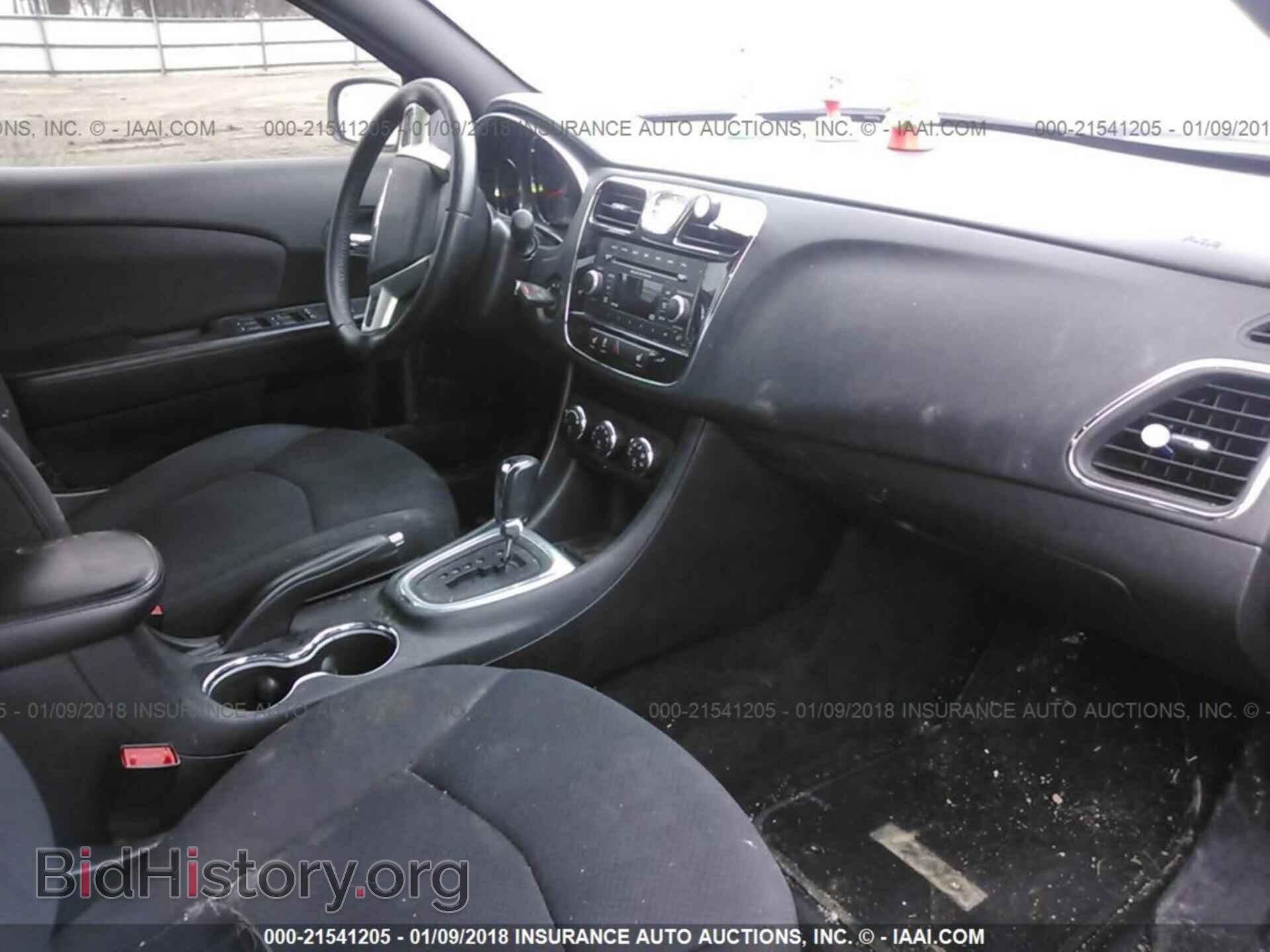 2013 Chrysler 200 - VIN: 1C3CCBBB6DN514253 - Фото 5