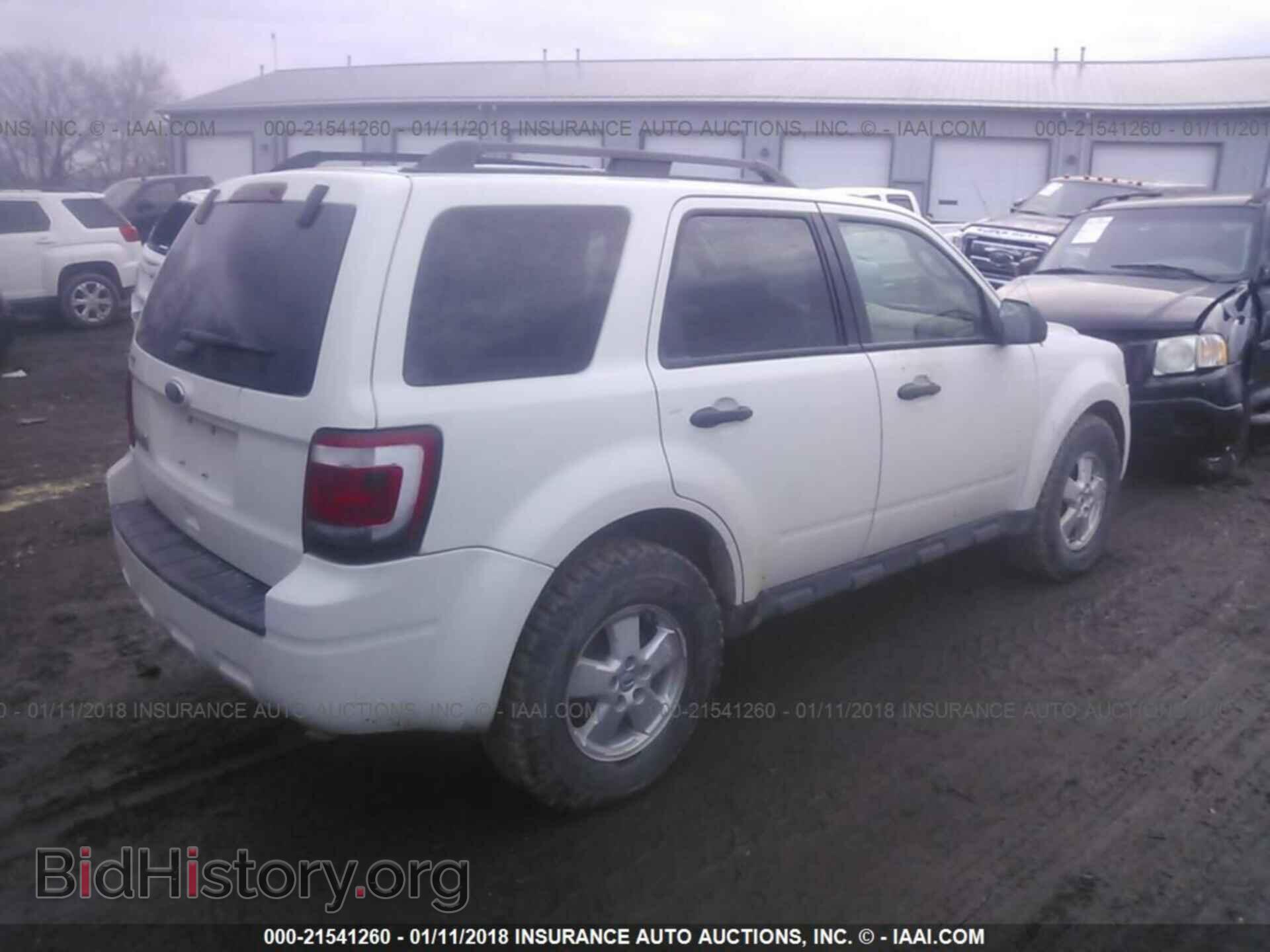 2012 Ford Escape - VIN: 1FMCU9D70CKC68533 - Photo 4