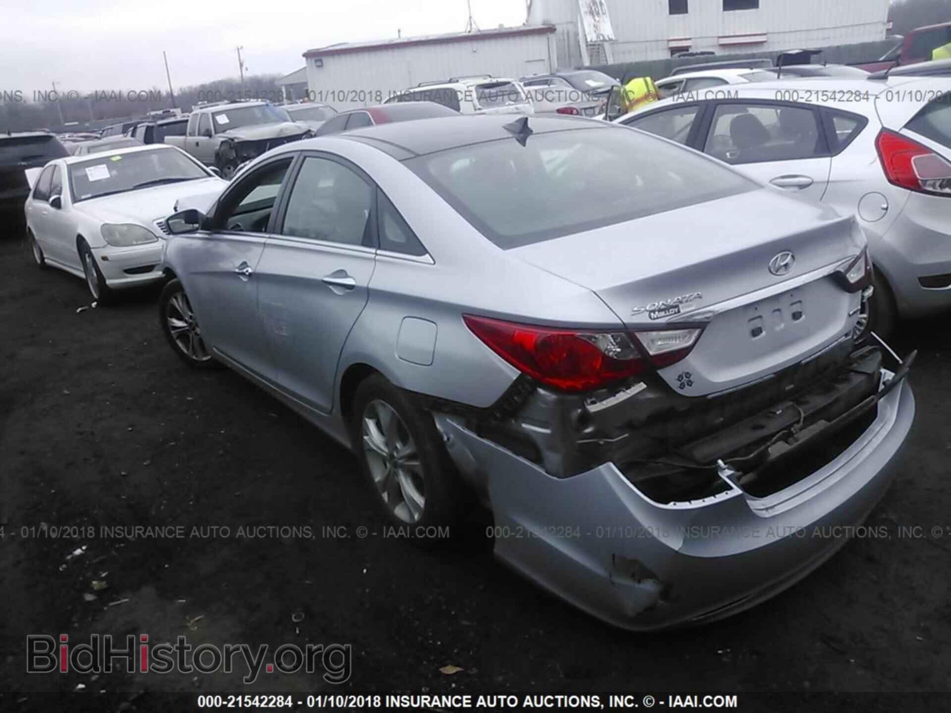 2012 Hyundai Sonata - VIN: 5NPEC4AC5CH479472 - Фото 3