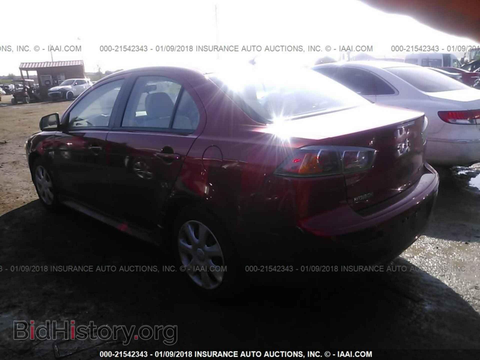 2014 Mitsubishi Lancer - VIN: JA32U2FU6EU008427 - Фото 3