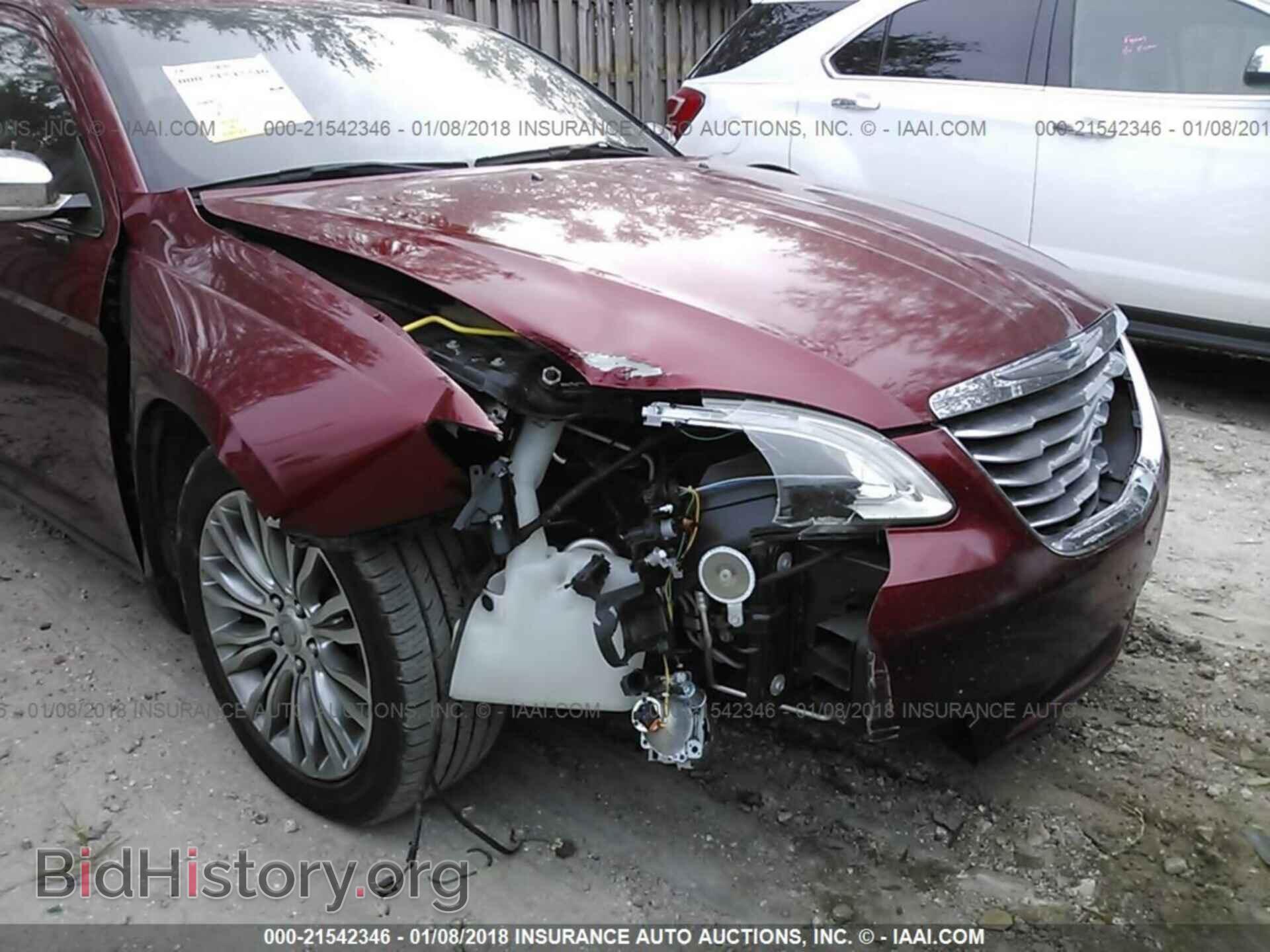 2013 Chrysler 200 - VIN: 1C3CCBCG7DN520640 - Photo 6