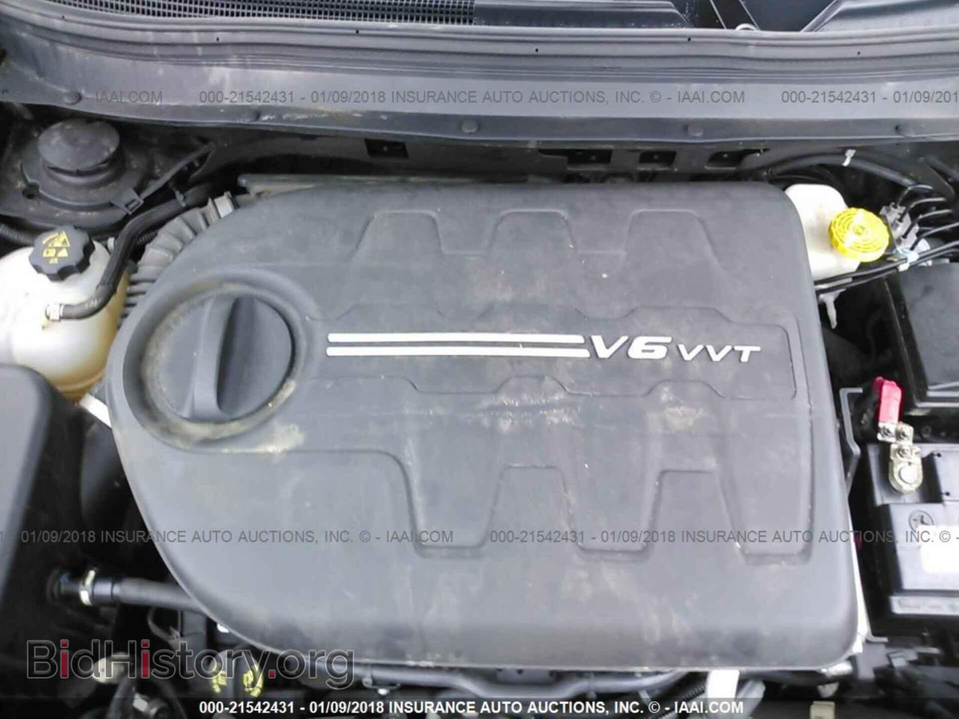 2015 Jeep Cherokee - VIN: 1C4PJMCS2FW739408 - Photo 10