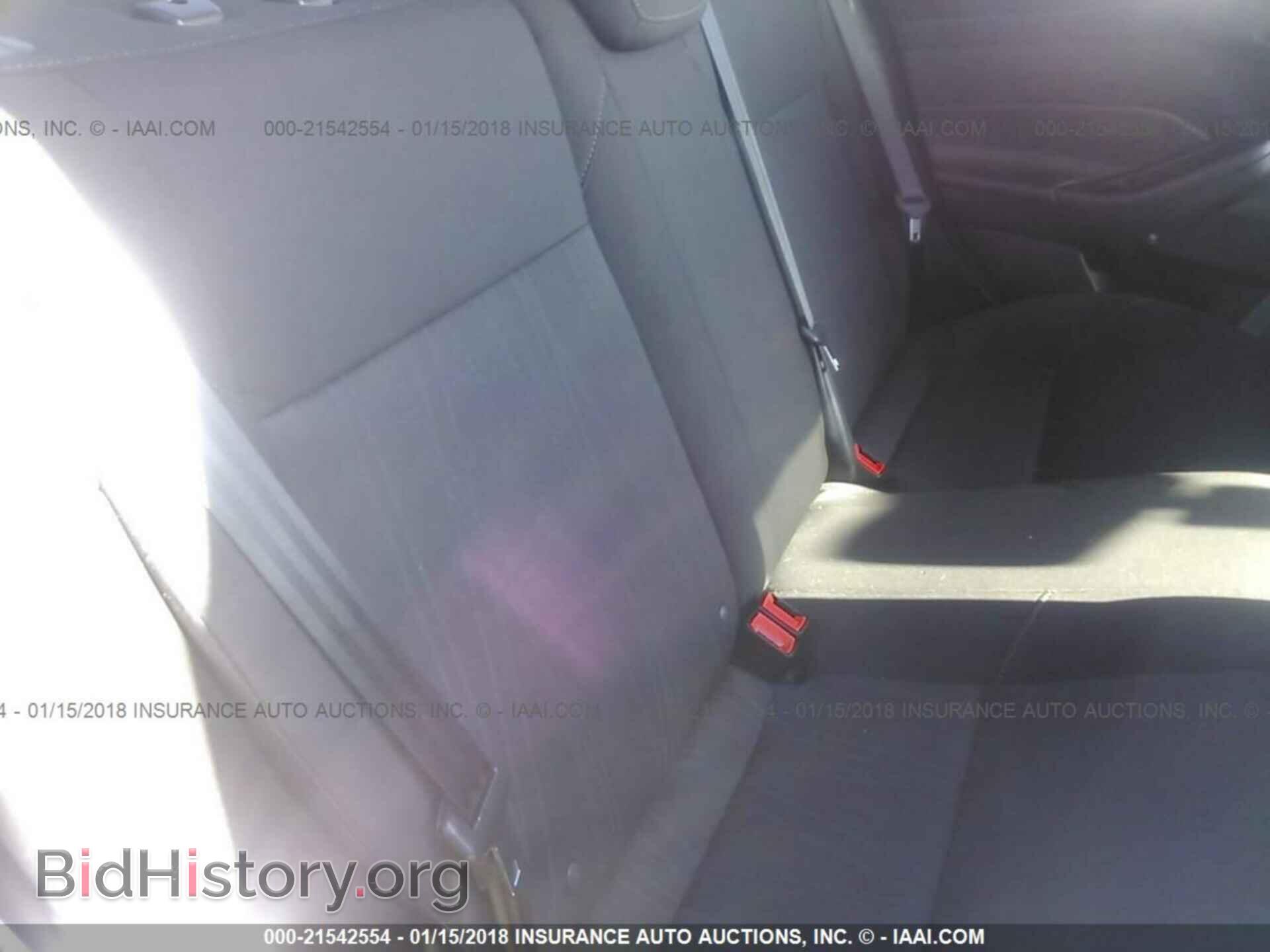 2017 Ford Focus - VIN: 1FADP3E20HL204547 - Photo 8