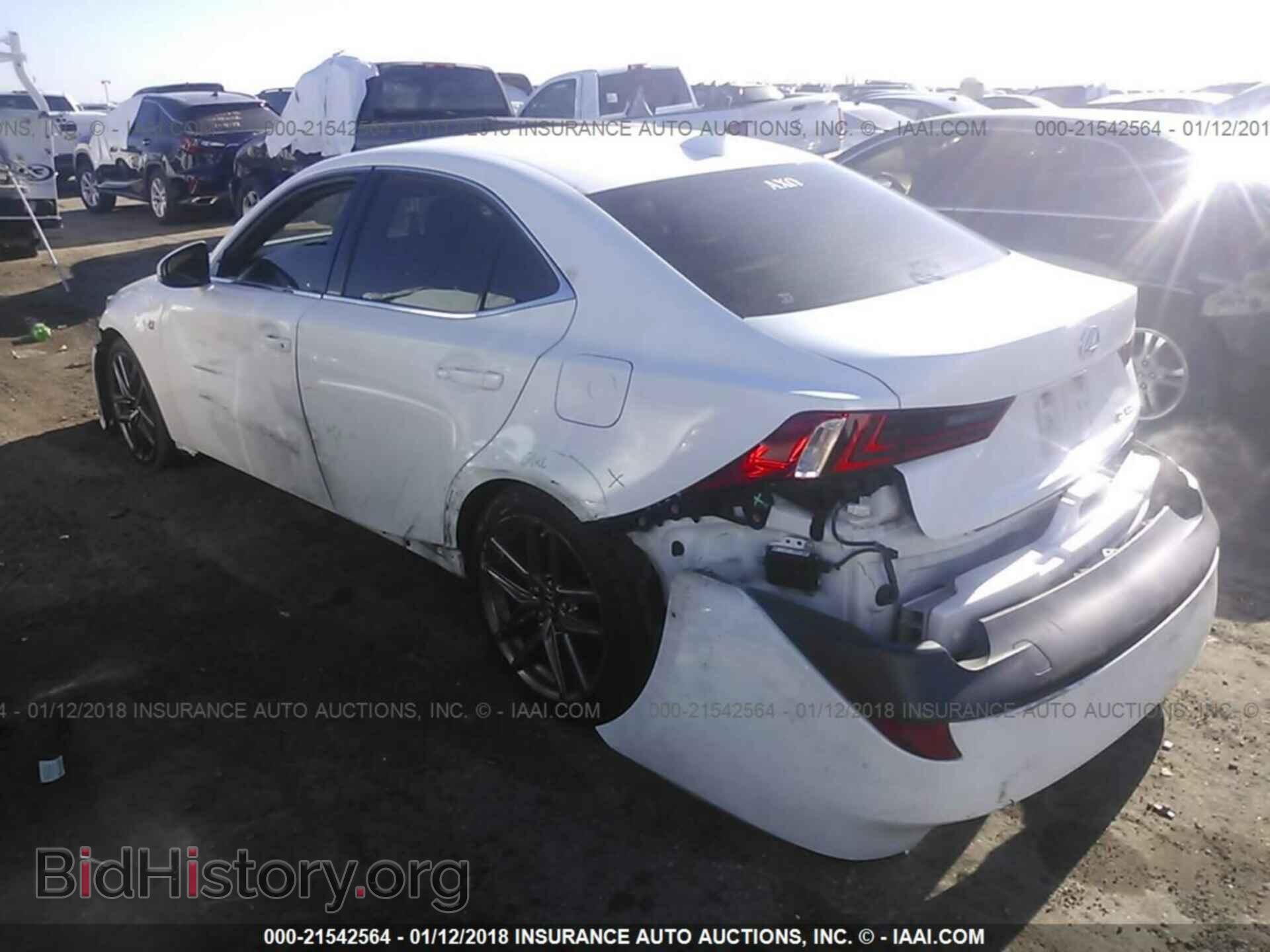2014 Lexus Is - VIN: JTHBF1D24E5028370 - Фото 3