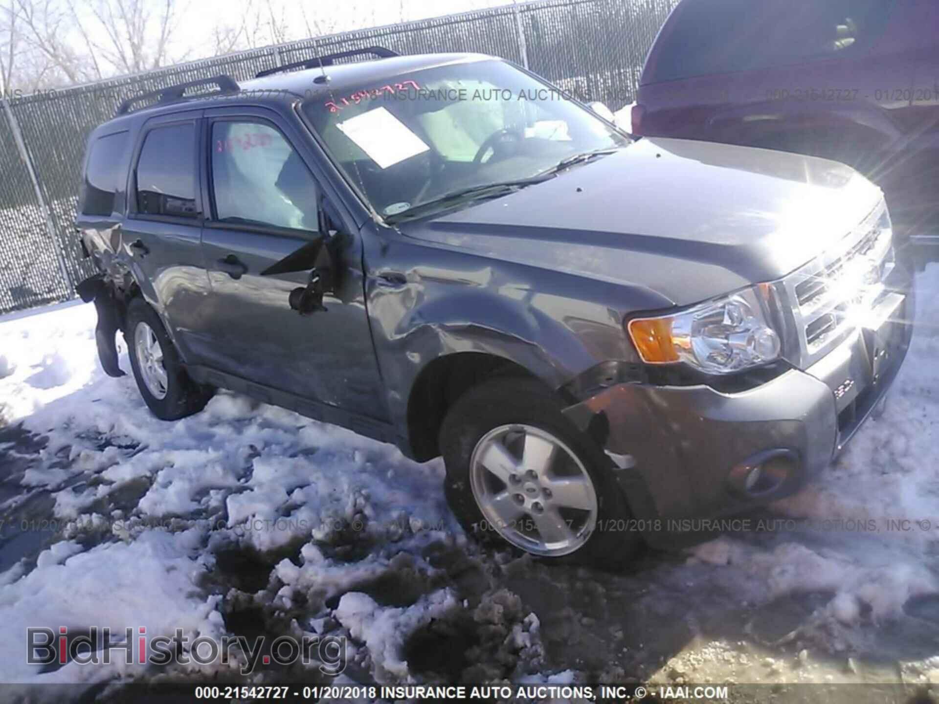 Photo 1FMCU0D74CKC39239 - Ford Escape 2012
