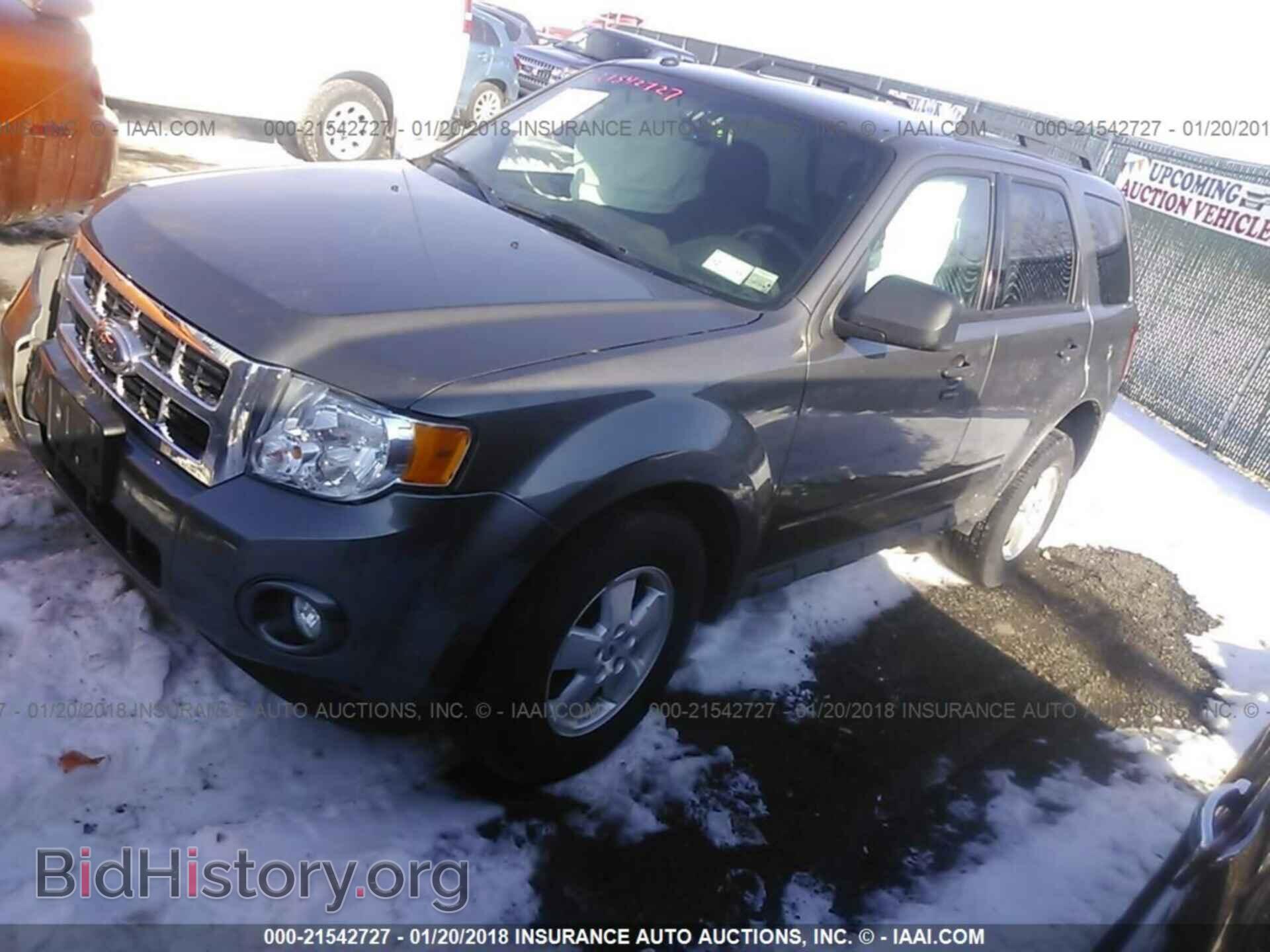 2012 Ford Escape - VIN: 1FMCU0D74CKC39239 - Photo 2