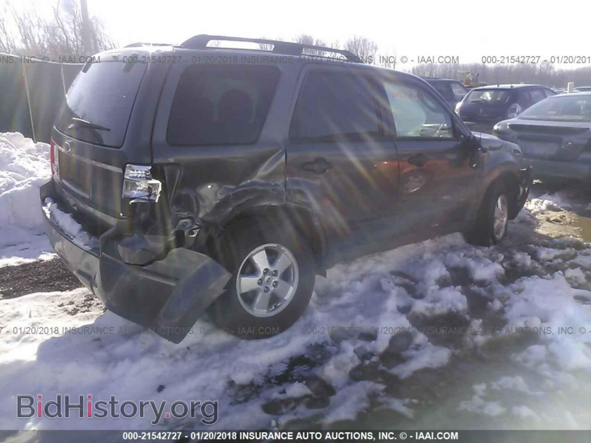 2012 Ford Escape - VIN: 1FMCU0D74CKC39239 - Photo 4