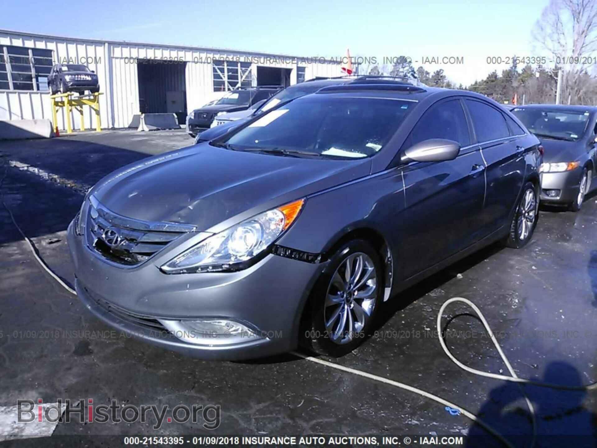 2012 Hyundai Sonata - VIN: 5NPEC4AB0CH421258 - Фото 2