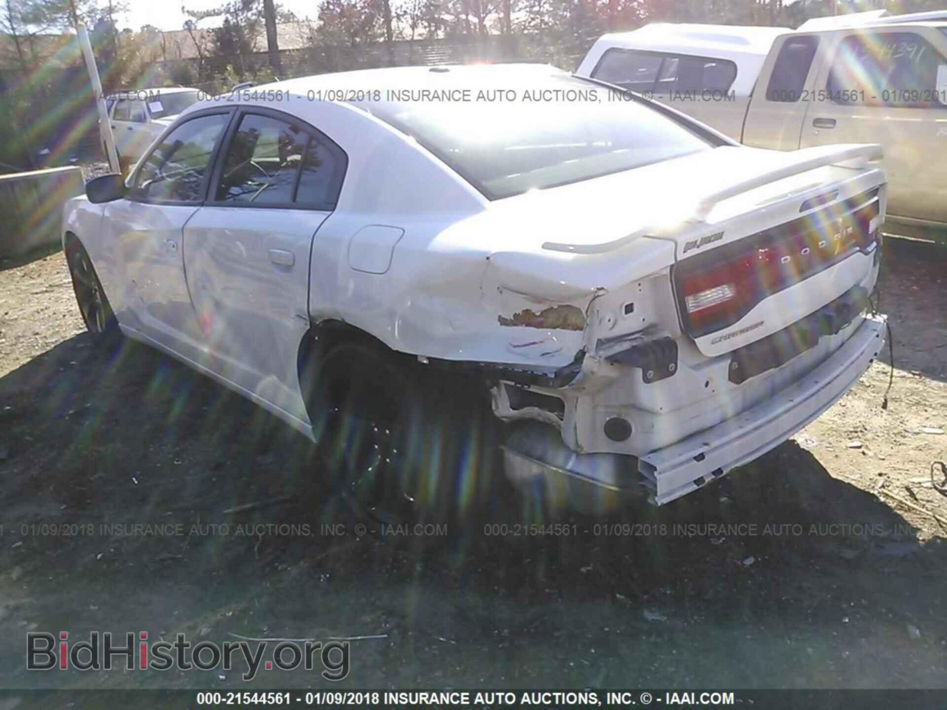 2013 Dodge Charger - VIN: 2C3CDXHG6DH574233 - Photo 3