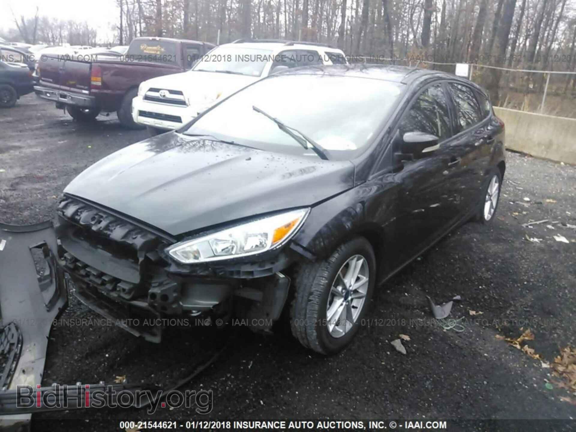 2015 Ford Focus - VIN: 1FADP3K21FL203375 - Photo 2