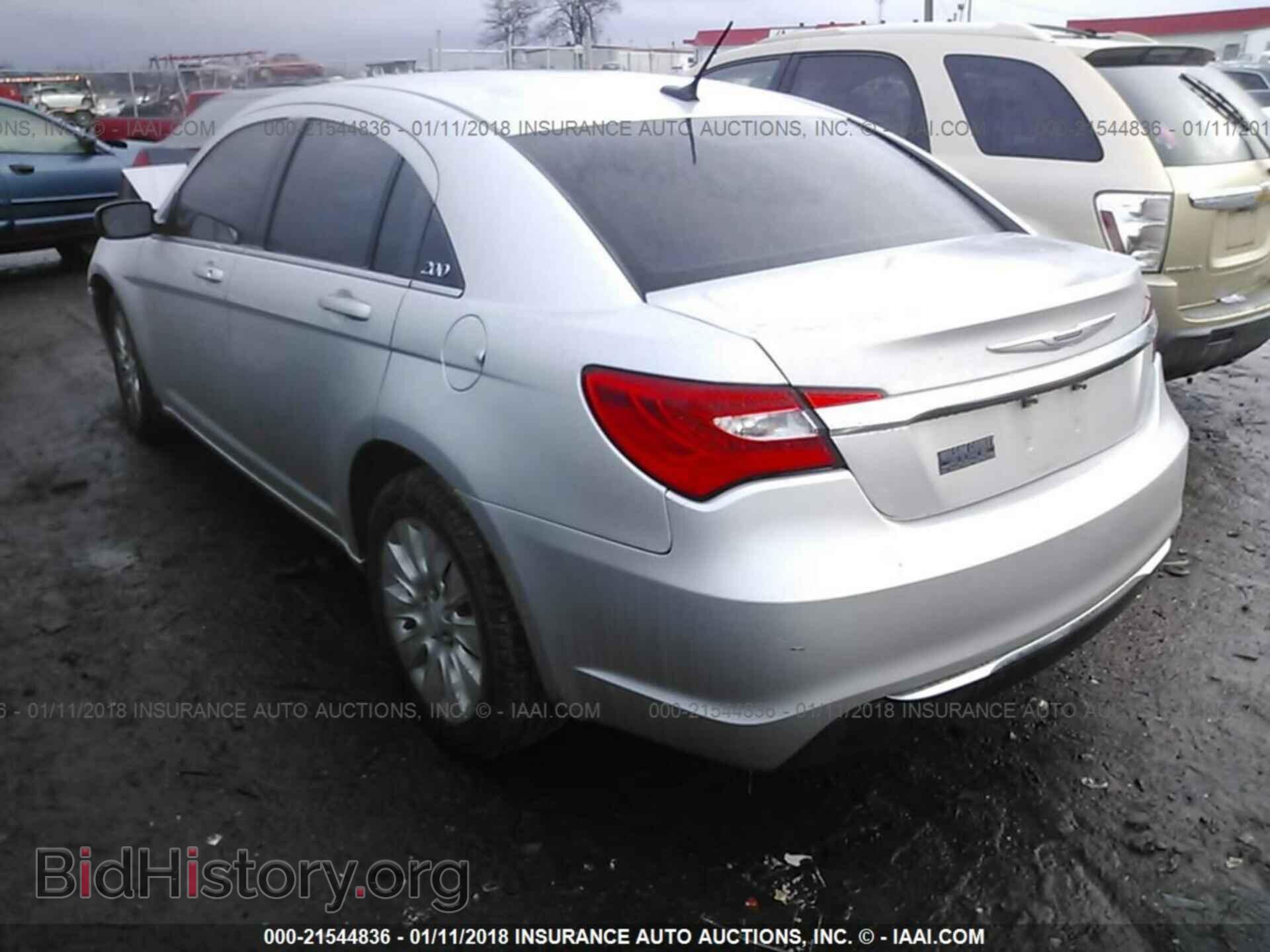 2012 Chrysler 200 - VIN: 1C3CCBAB7CN127419 - Photo 3