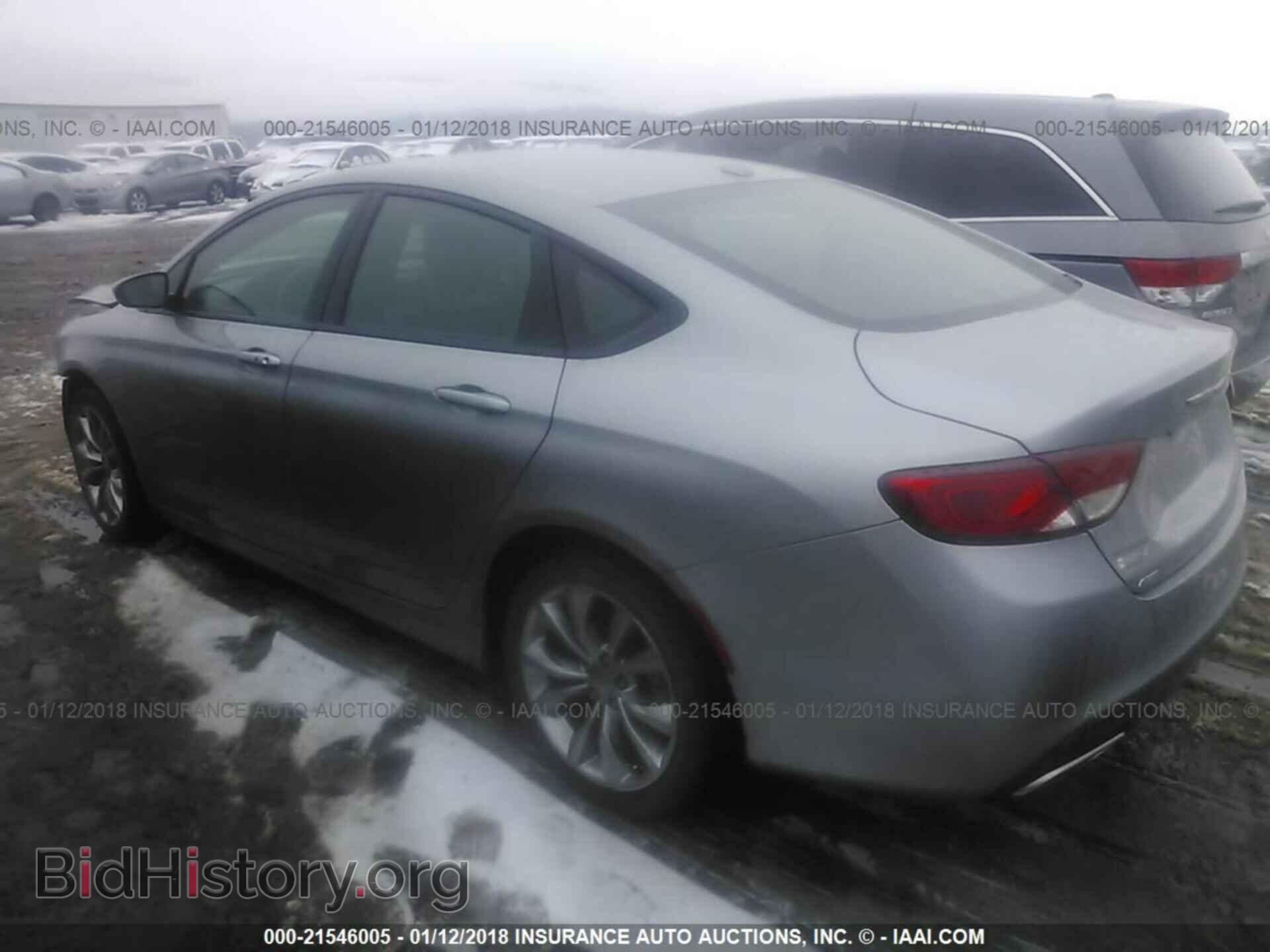 2015 Chrysler 200 - VIN: 1C3CCCDG2FN570627 - Photo 3