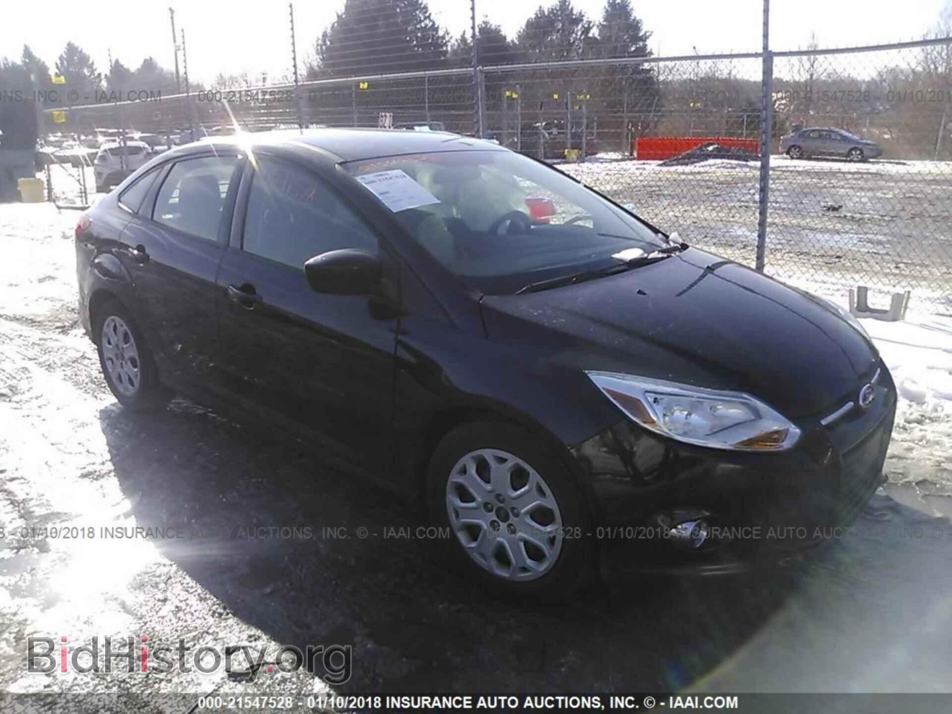 Photo 1FAHP3F21CL335513 - Ford Focus 2012