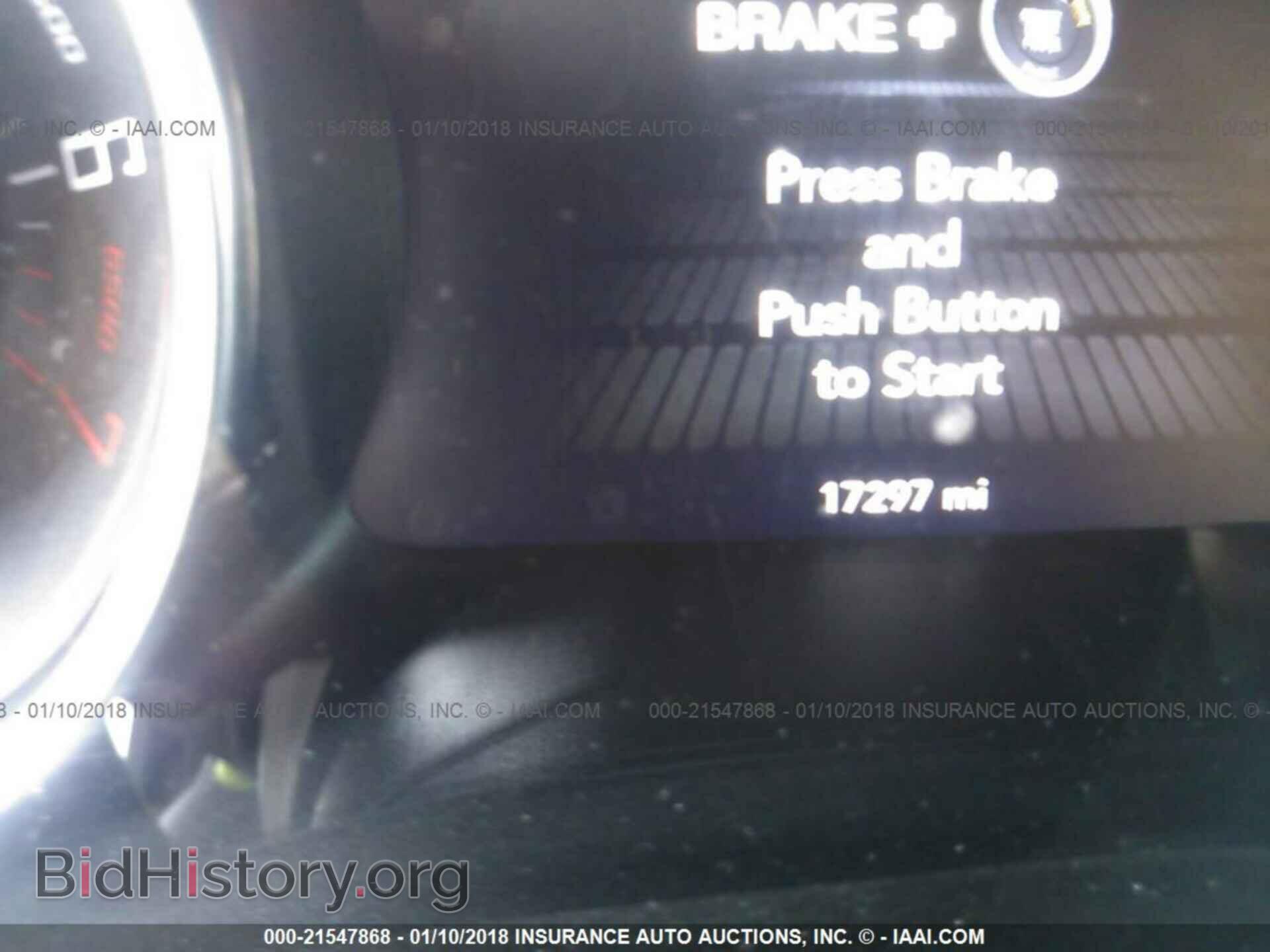 2017 Dodge Challenger - VIN: 2C3CDZAGXHH568737 - Фото 7