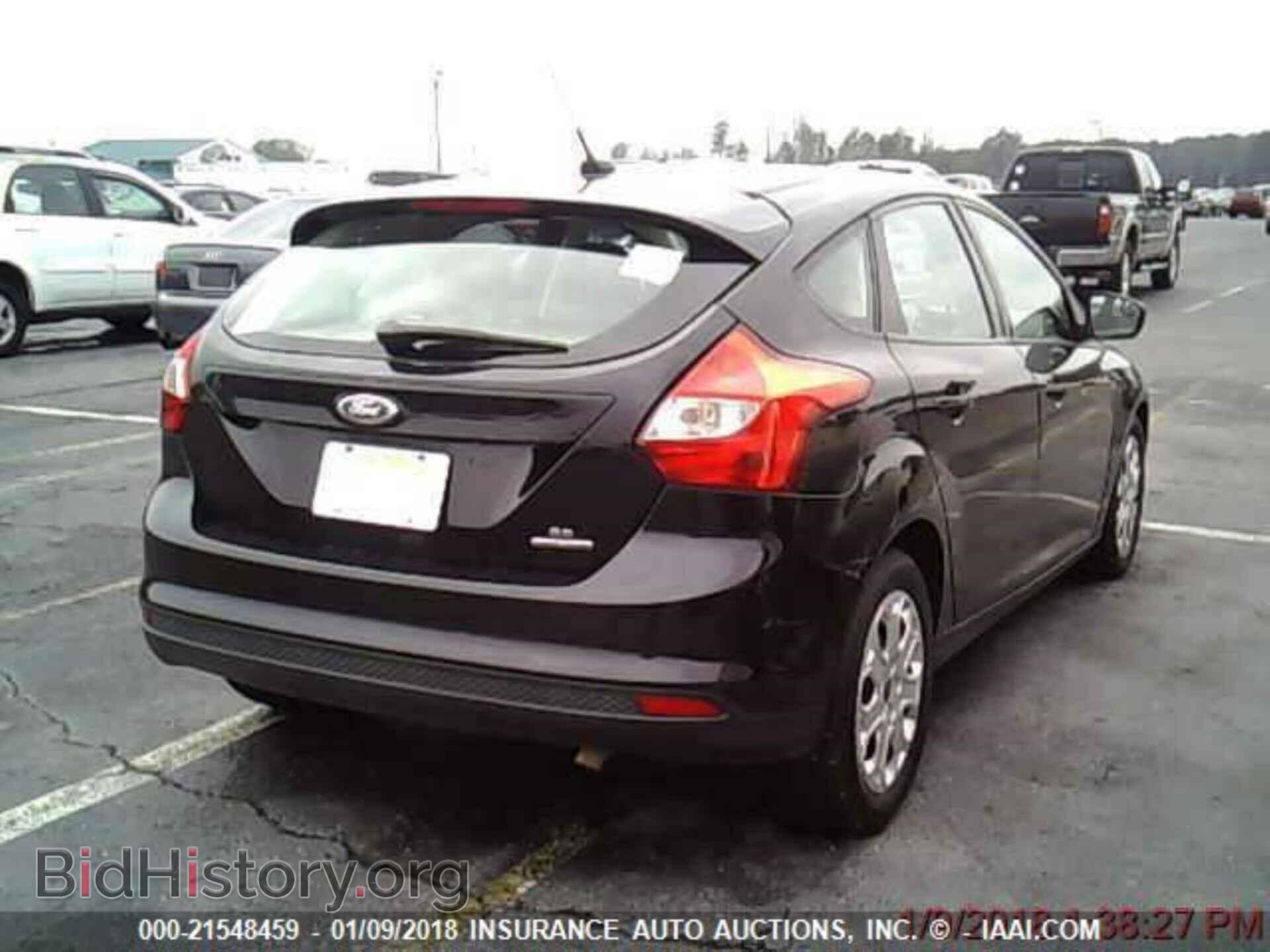 2012 Ford Focus - VIN: 1FAHP3K22CL426568 - Photo 2