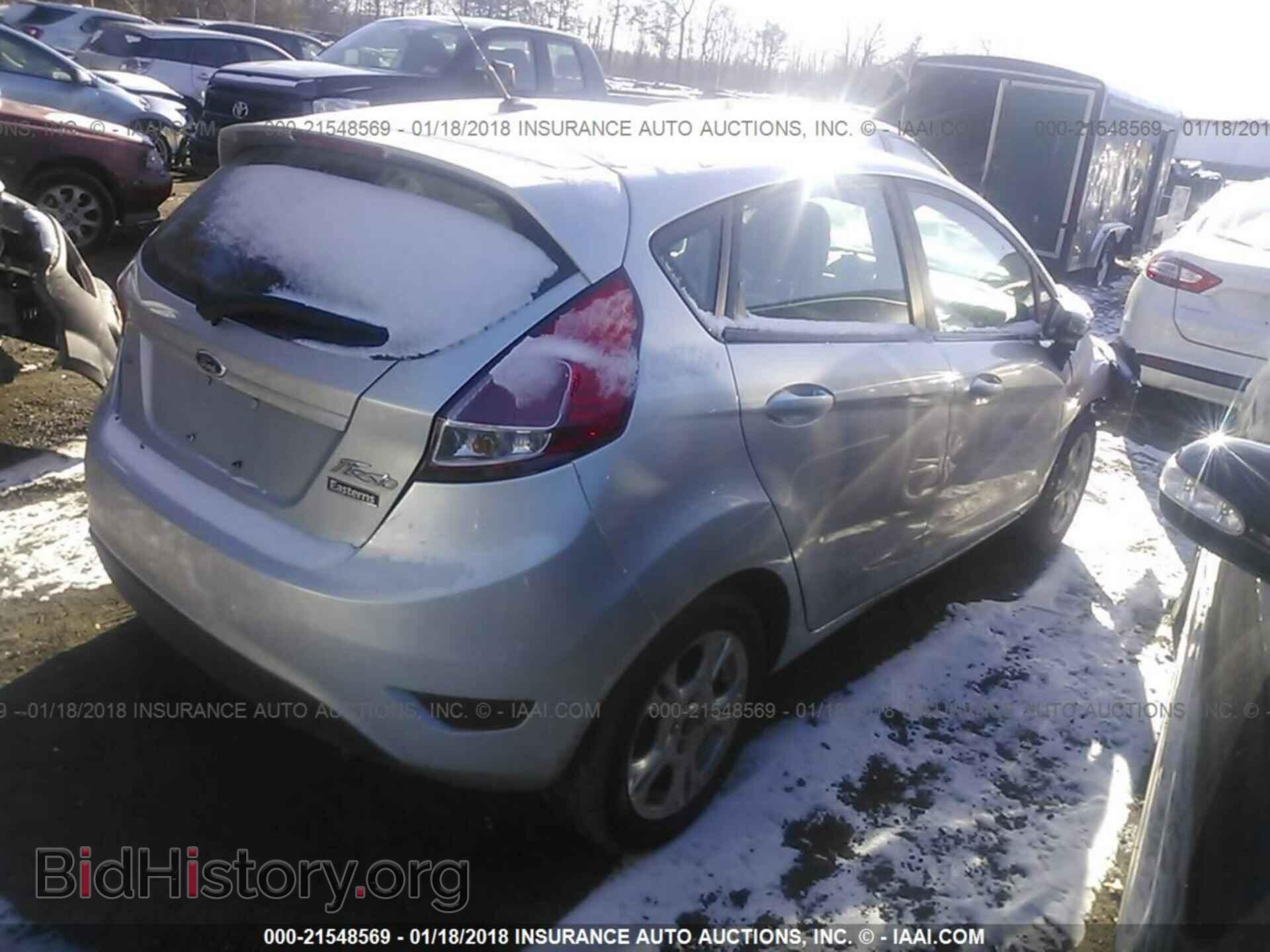 2015 Ford Fiesta - VIN: 3FADP4EJ3FM204762 - Фото 4