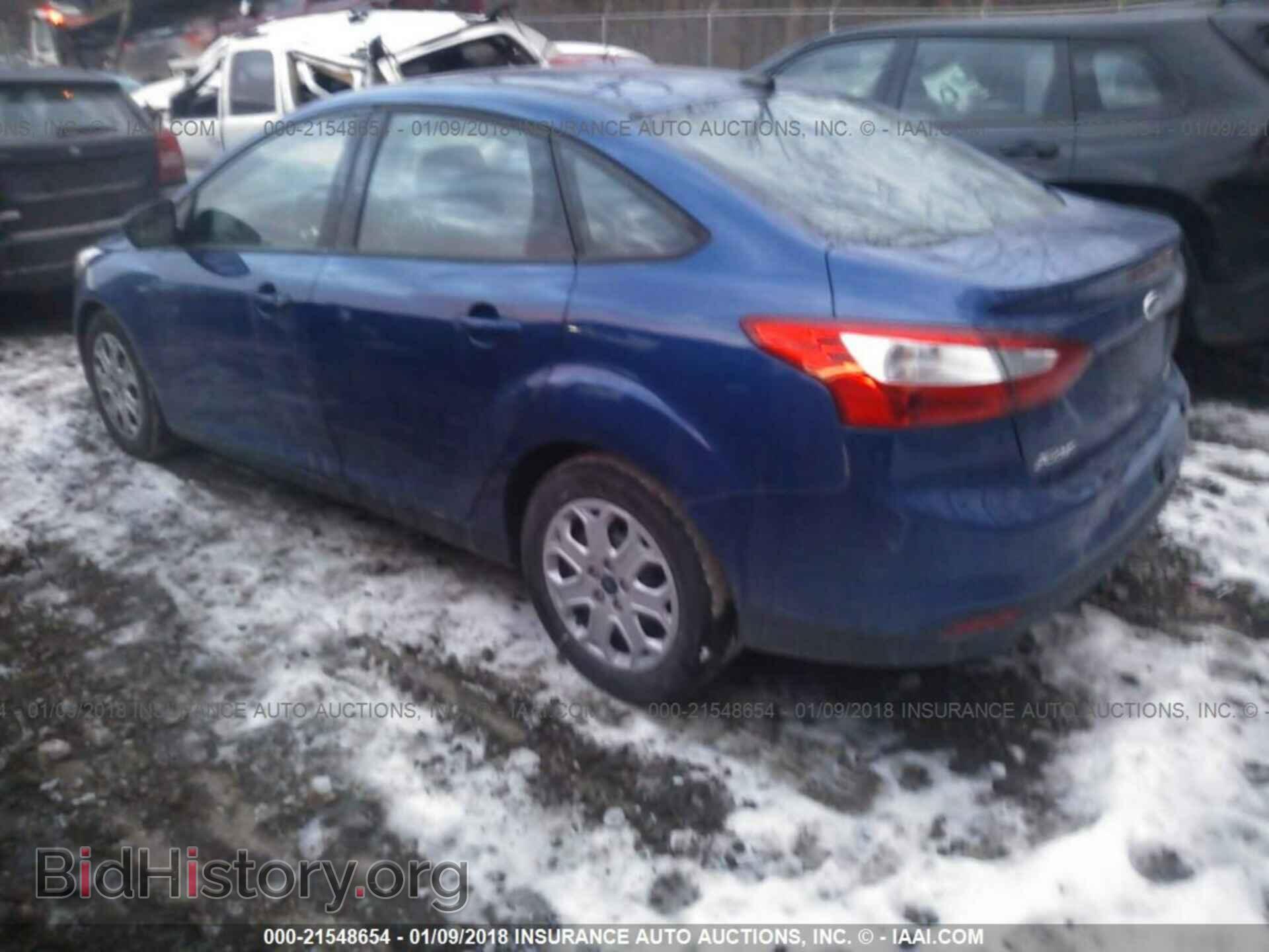 2012 Ford Focus - VIN: 1FAHP3F27CL450472 - Фото 3