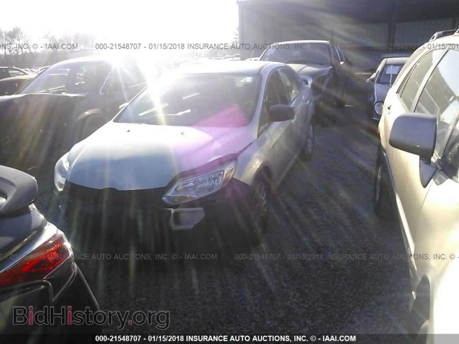 2012 Ford Focus - VIN: 1FAHP3F25CL196180 - Photo 2