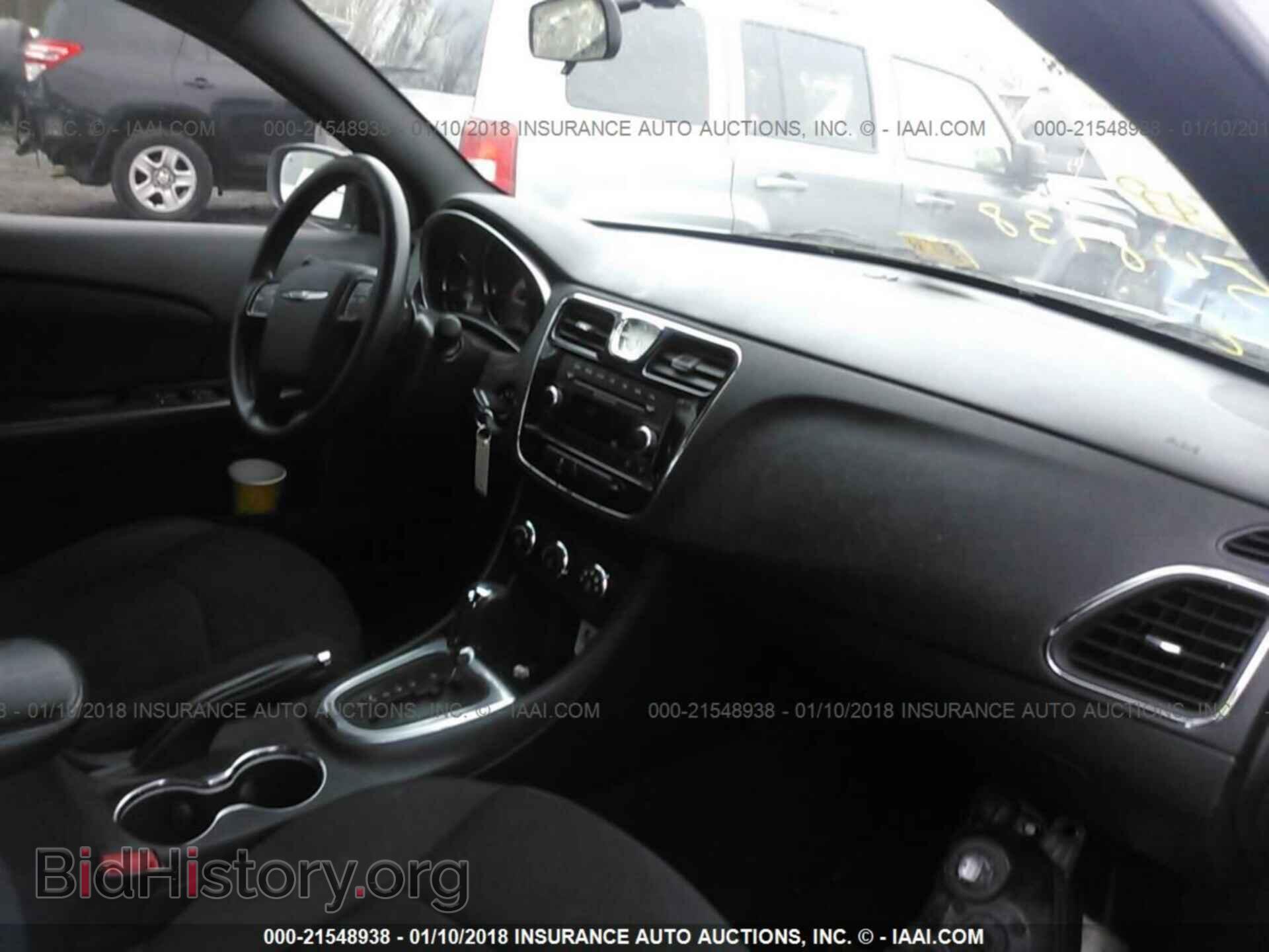 2014 Chrysler 200 - VIN: 1C3CCBAB2EN210999 - Photo 5