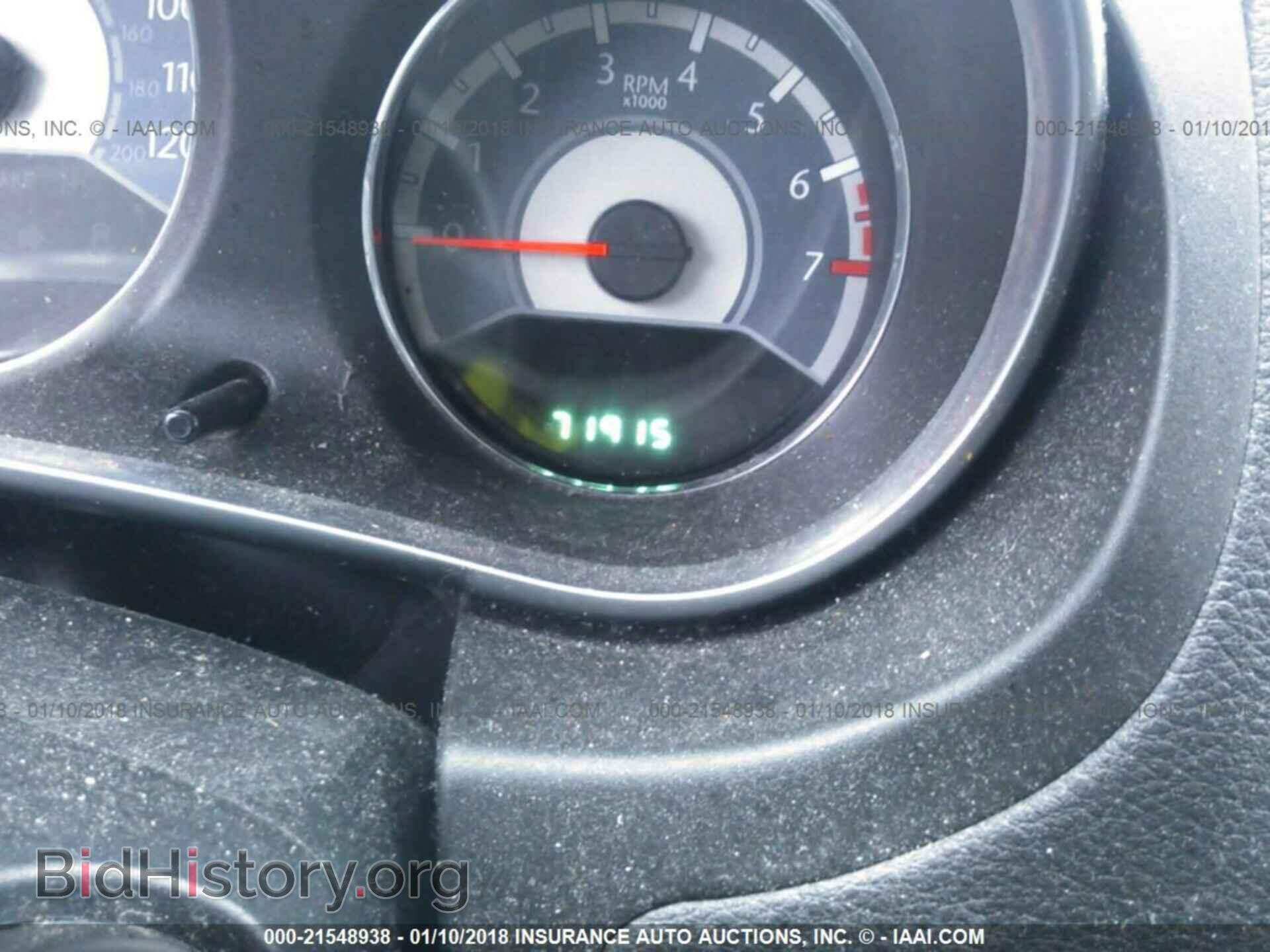 2014 Chrysler 200 - VIN: 1C3CCBAB2EN210999 - Photo 7