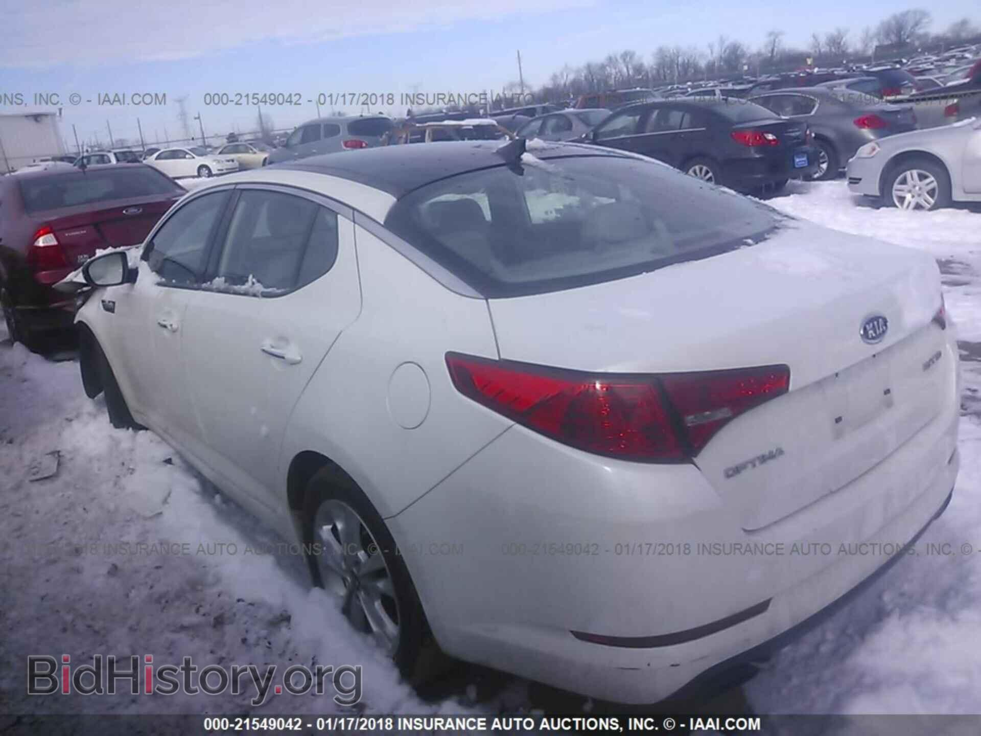 2011 Kia Optima - VIN: KNAGN4A65B5131809 - Photo 3