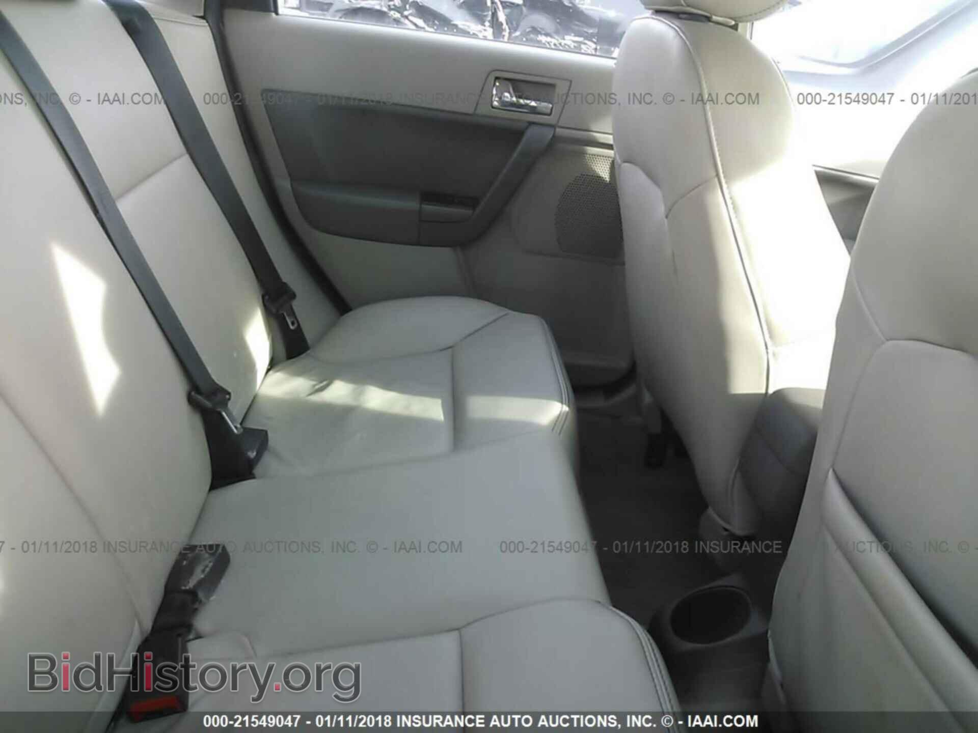 2011 Ford Focus - VIN: 1FAHP3GN2BW142969 - Фото 8