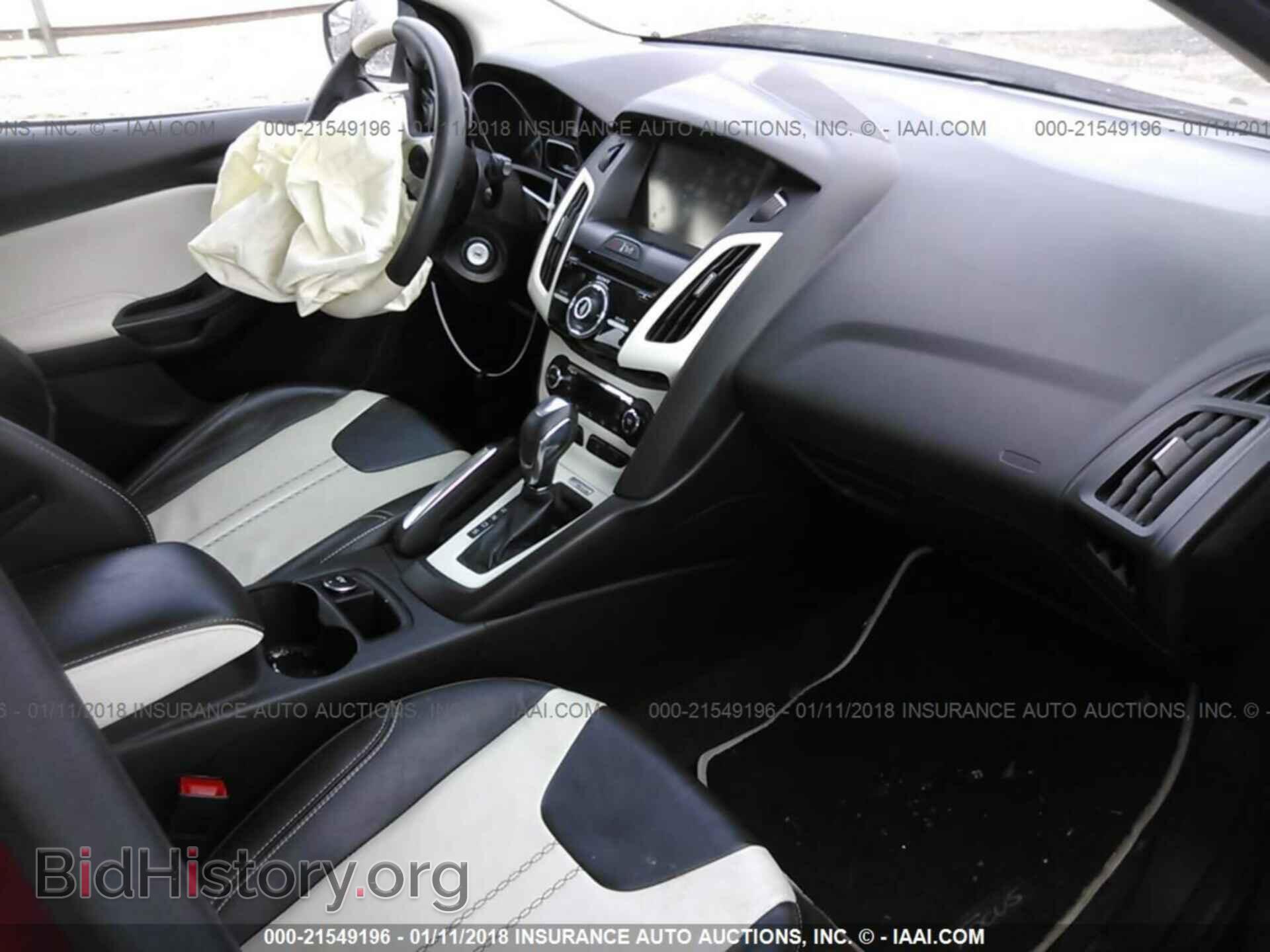 2012 Ford Focus - VIN: 1FAHP3M2XCL313013 - Photo 5