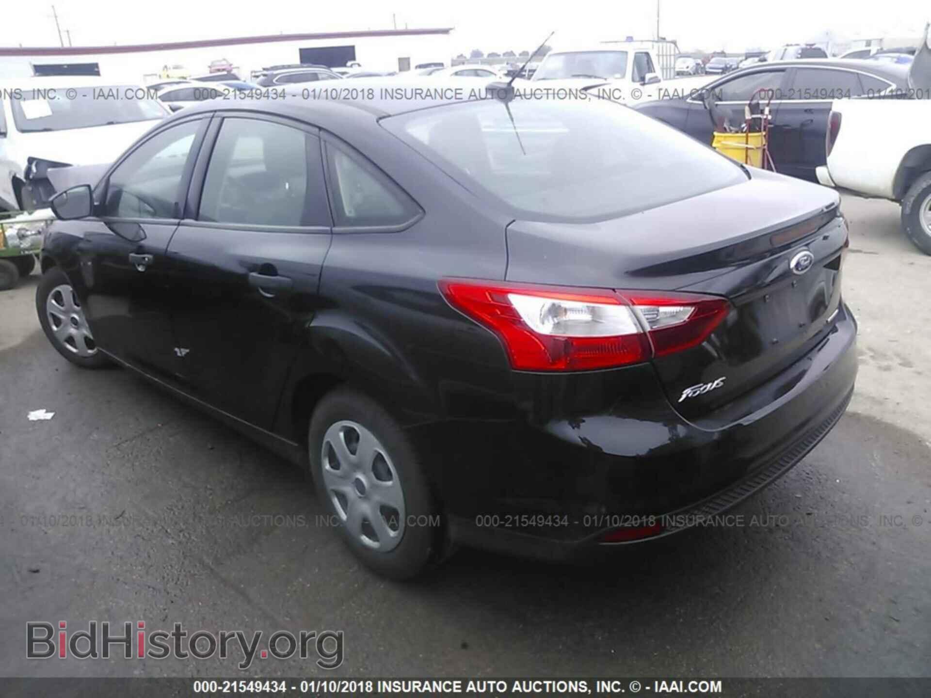 2013 Ford Focus - VIN: 1FADP3E2XDL331140 - Фото 3