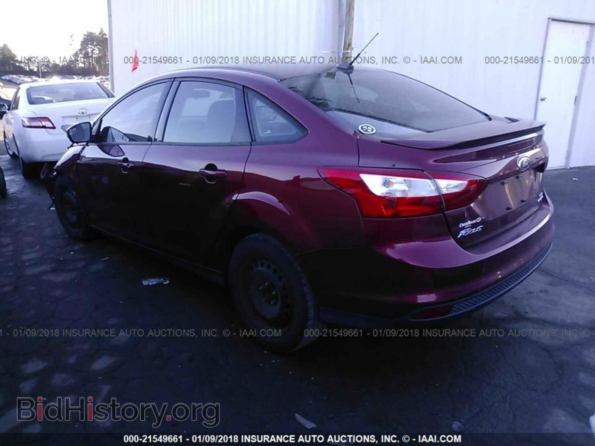 2013 Ford Focus - VIN: 1FADP3F21DL198685 - Photo 3