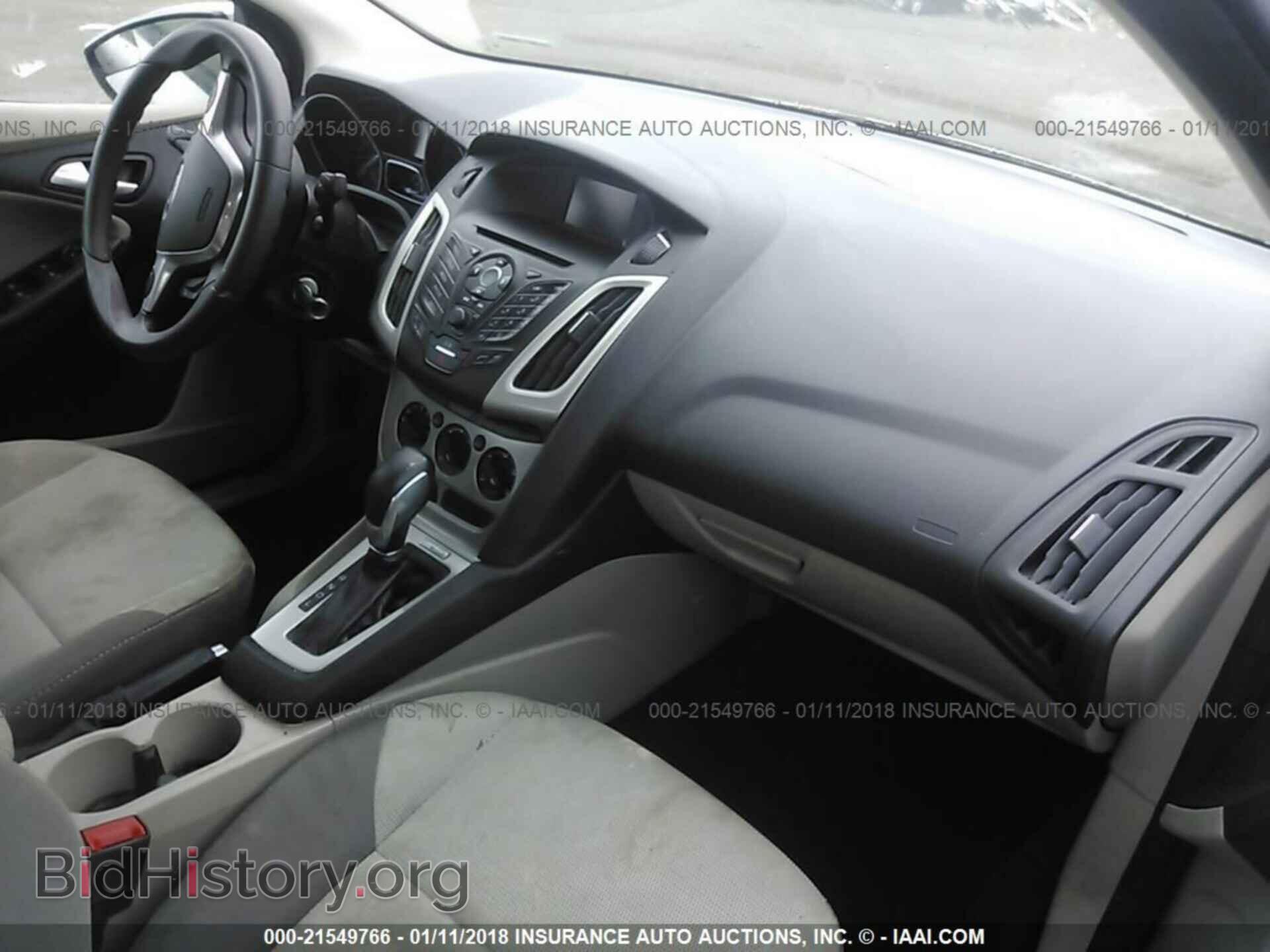 2014 Ford Focus - VIN: 1FADP3F21EL447164 - Photo 5