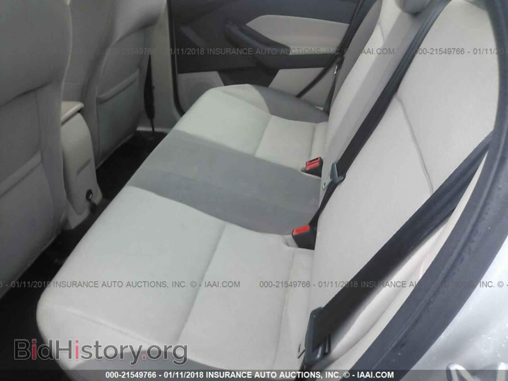 2014 Ford Focus - VIN: 1FADP3F21EL447164 - Photo 8