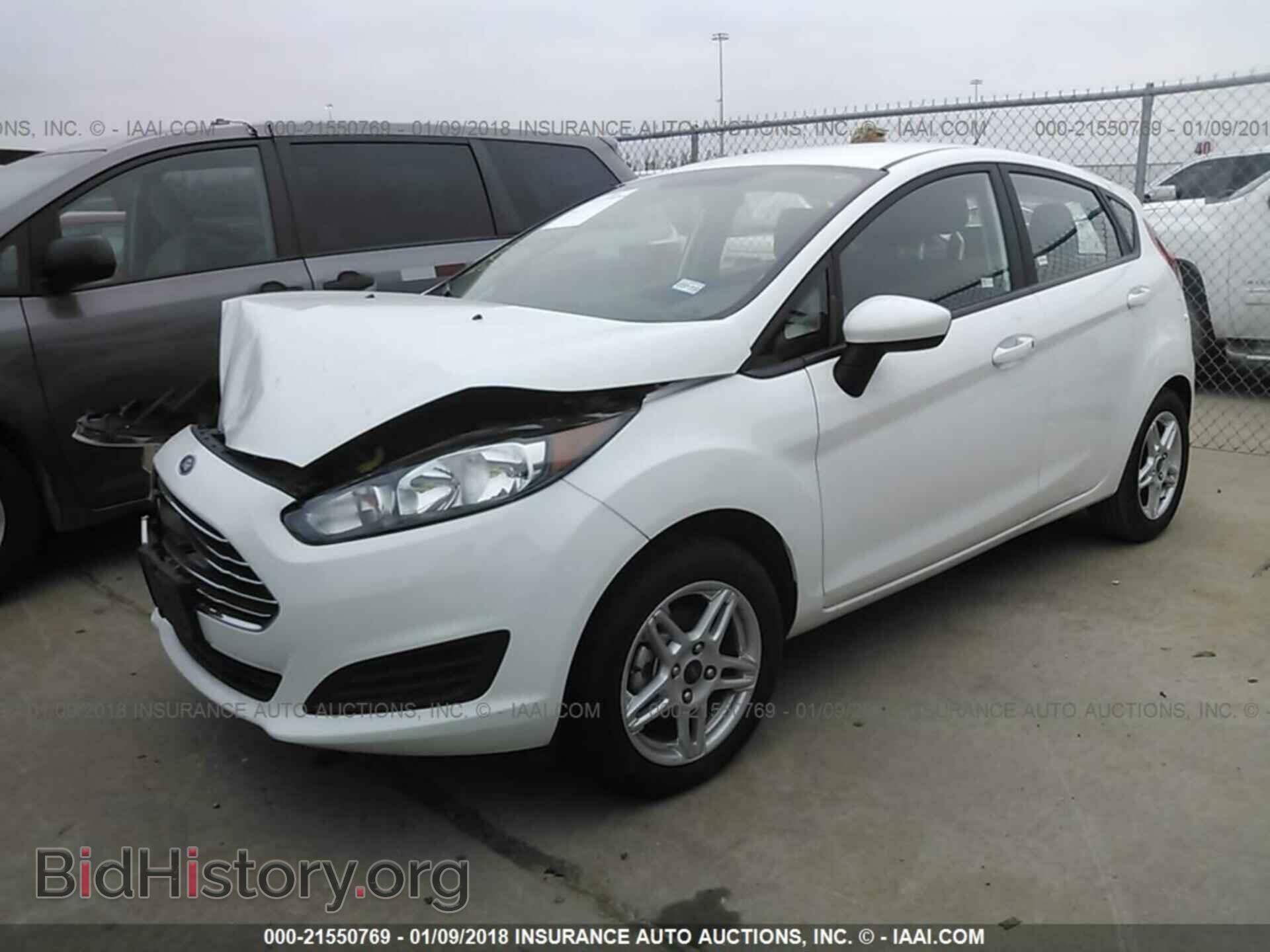 2017 Ford Fiesta - VIN: 3FADP4EJ7HM138719 - Фото 2