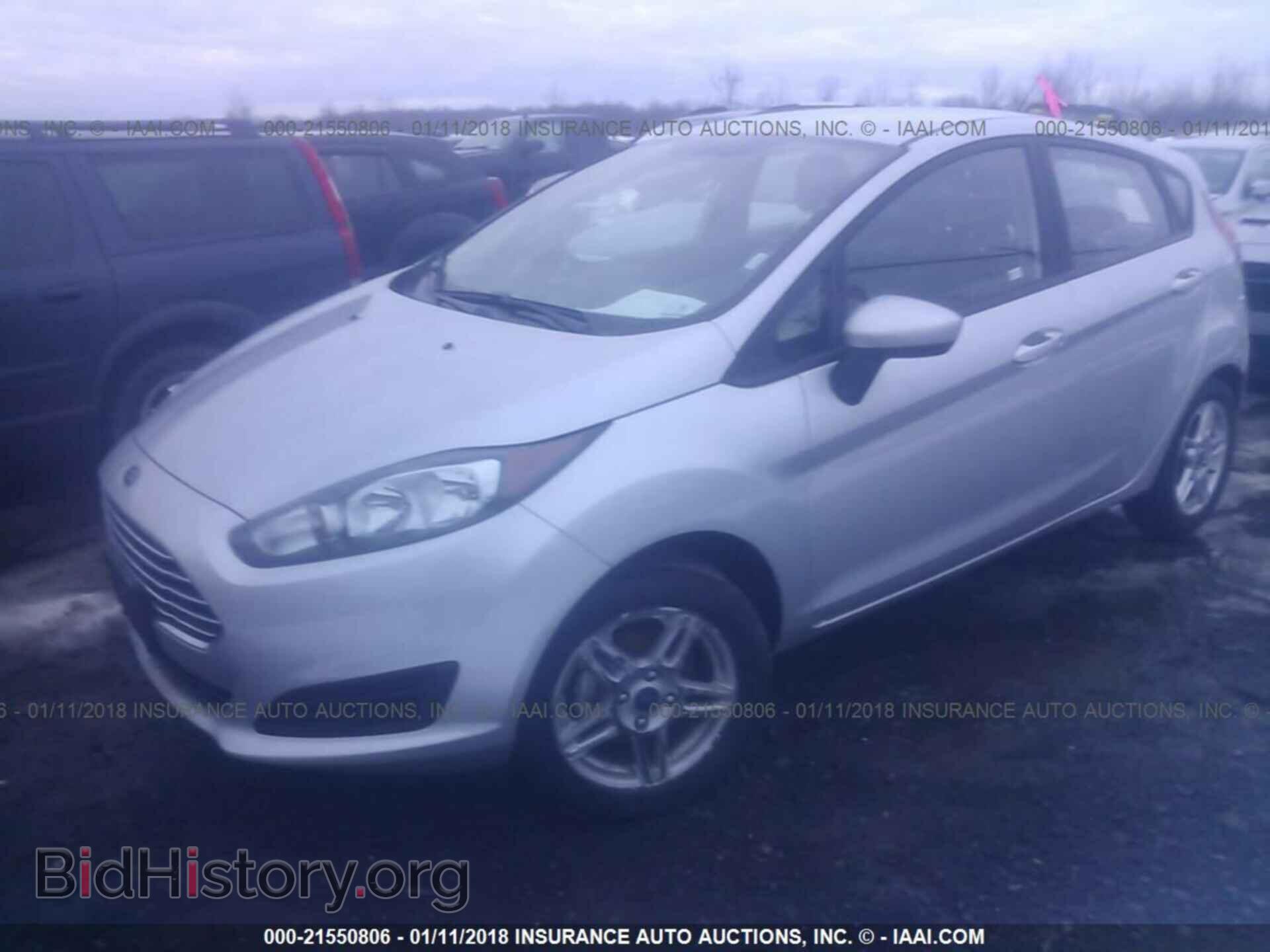 2017 Ford Fiesta - VIN: 3FADP4EJ8HM138535 - Photo 2