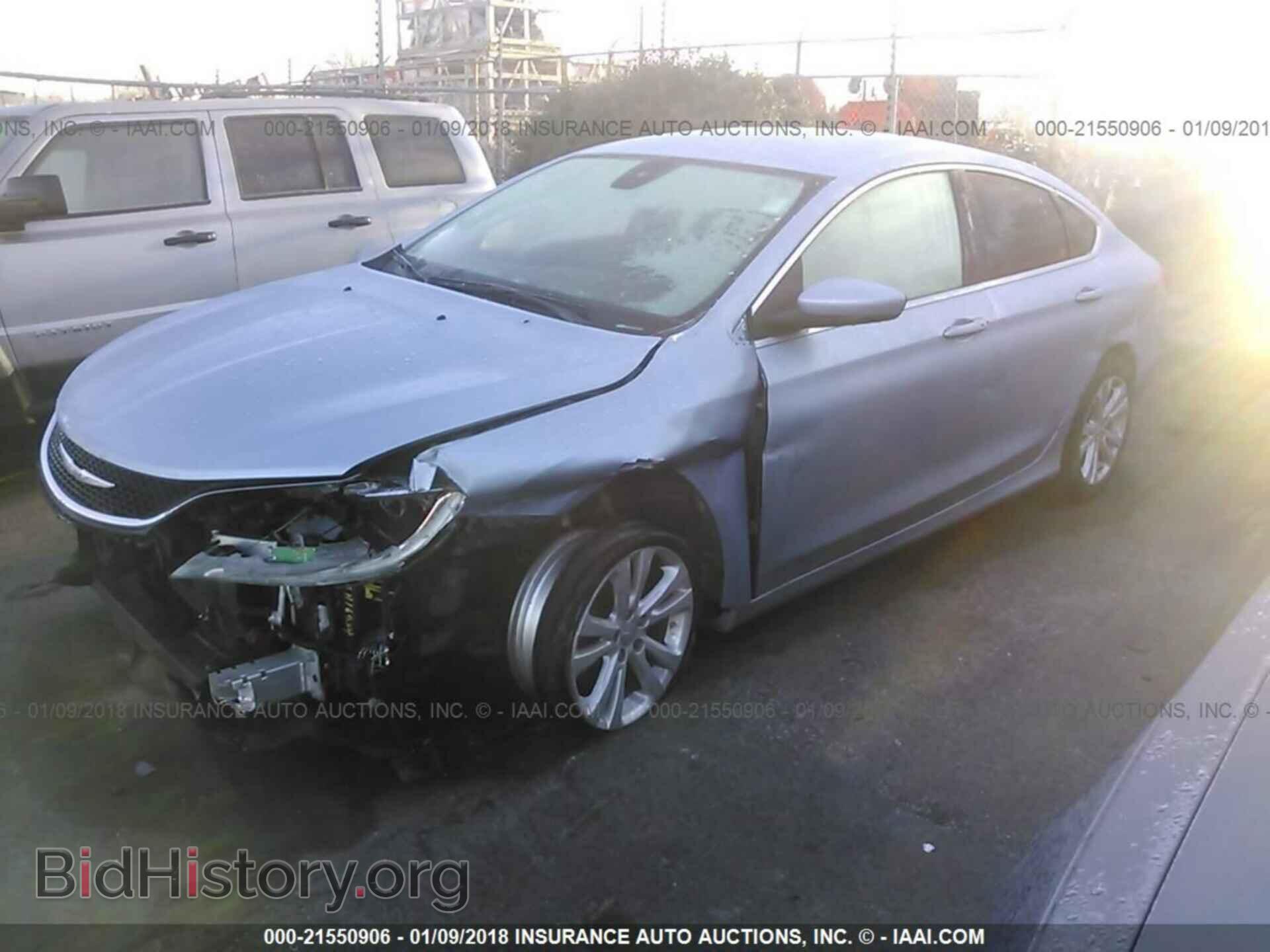 2015 Chrysler 200 - VIN: 1C3CCCAB2FN631676 - Фото 2