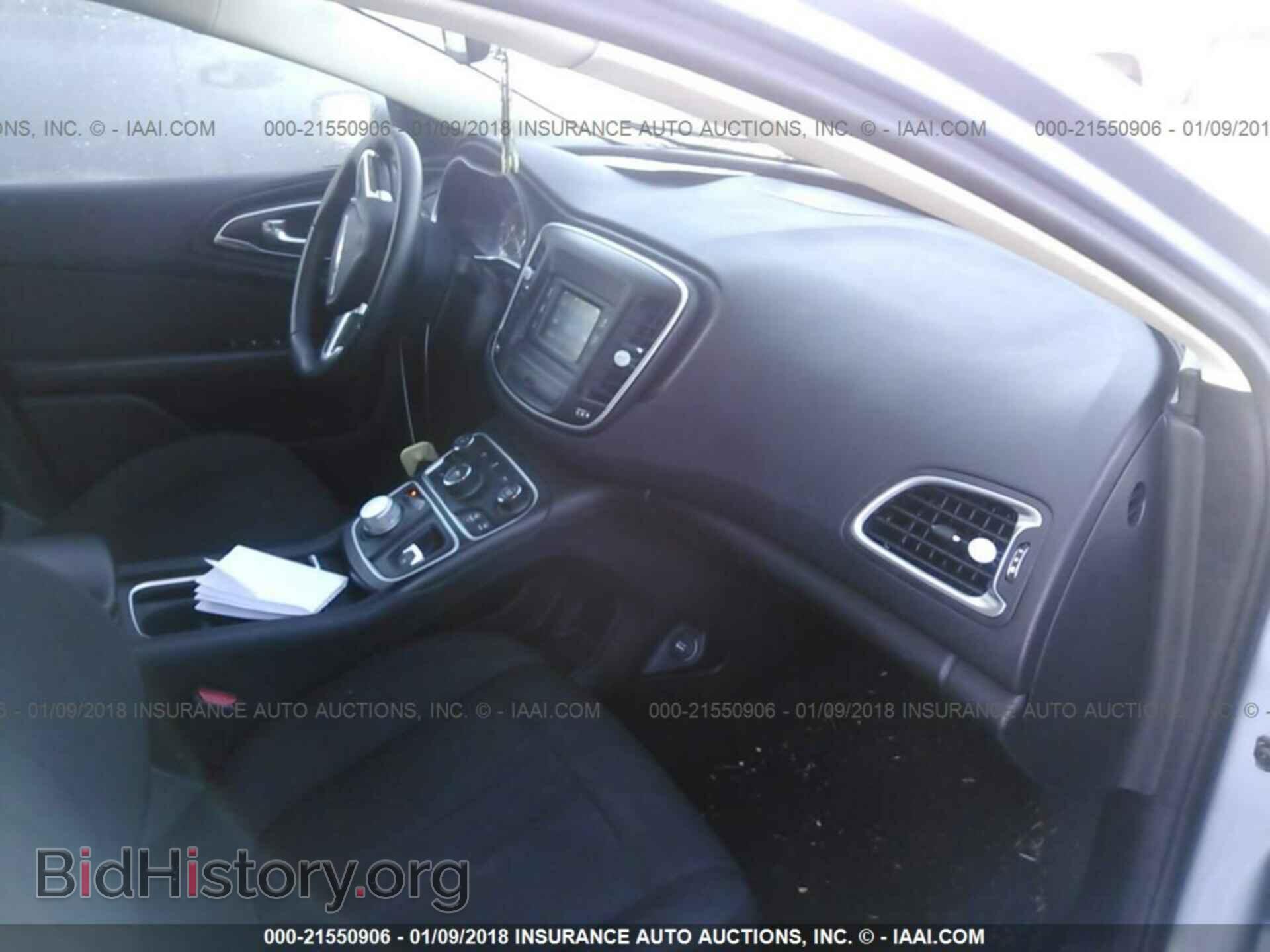 2015 Chrysler 200 - VIN: 1C3CCCAB2FN631676 - Фото 5