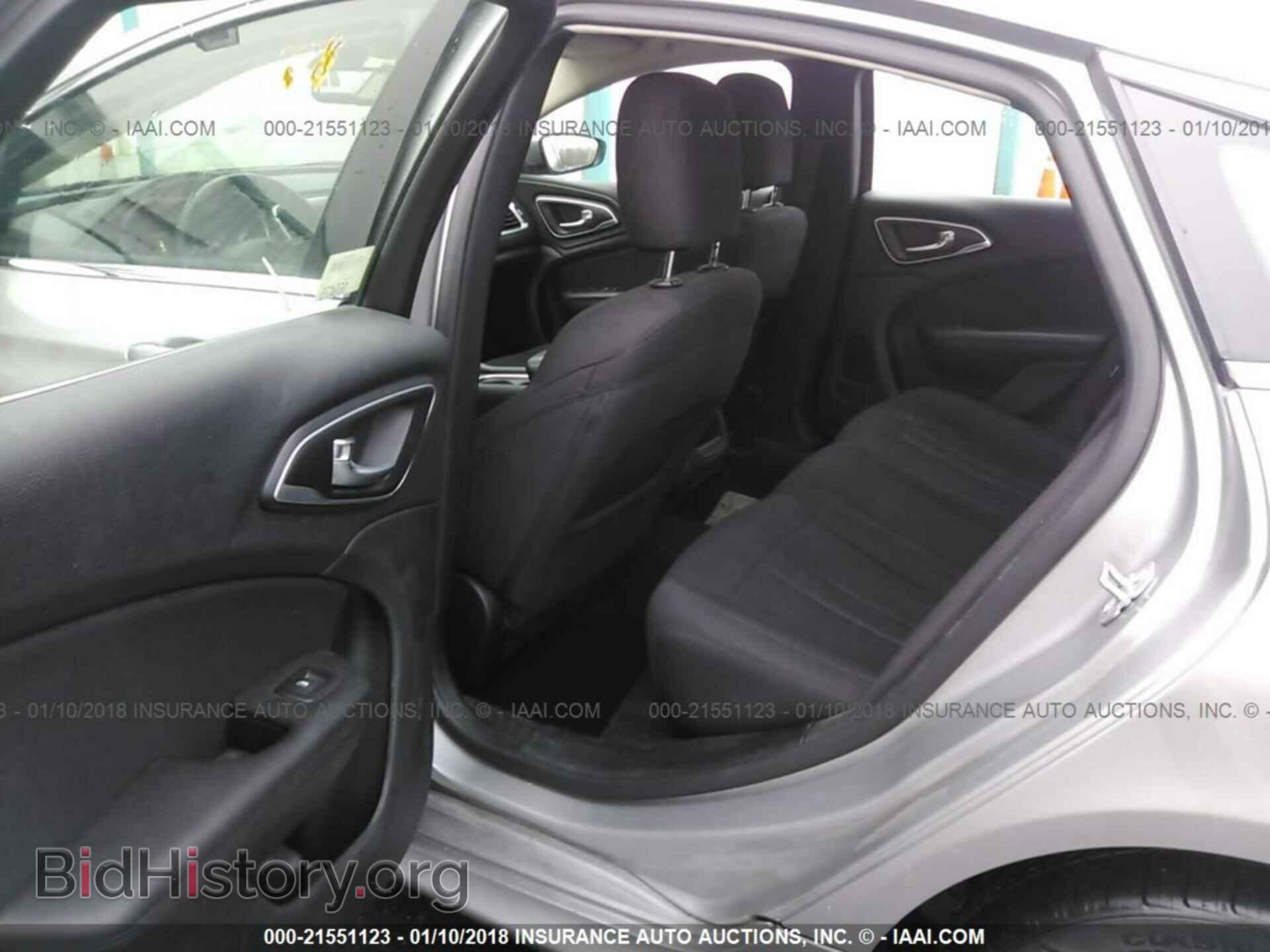 2015 Chrysler 200 - VIN: 1C3CCCAB8FN587148 - Фото 8